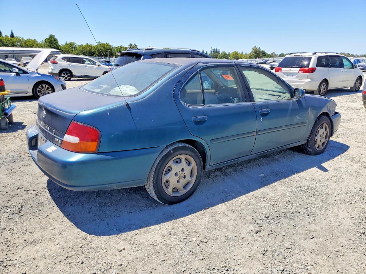 1998 Nissan Altima Xe Зеленый vin: 1N4DL01D1WC225034