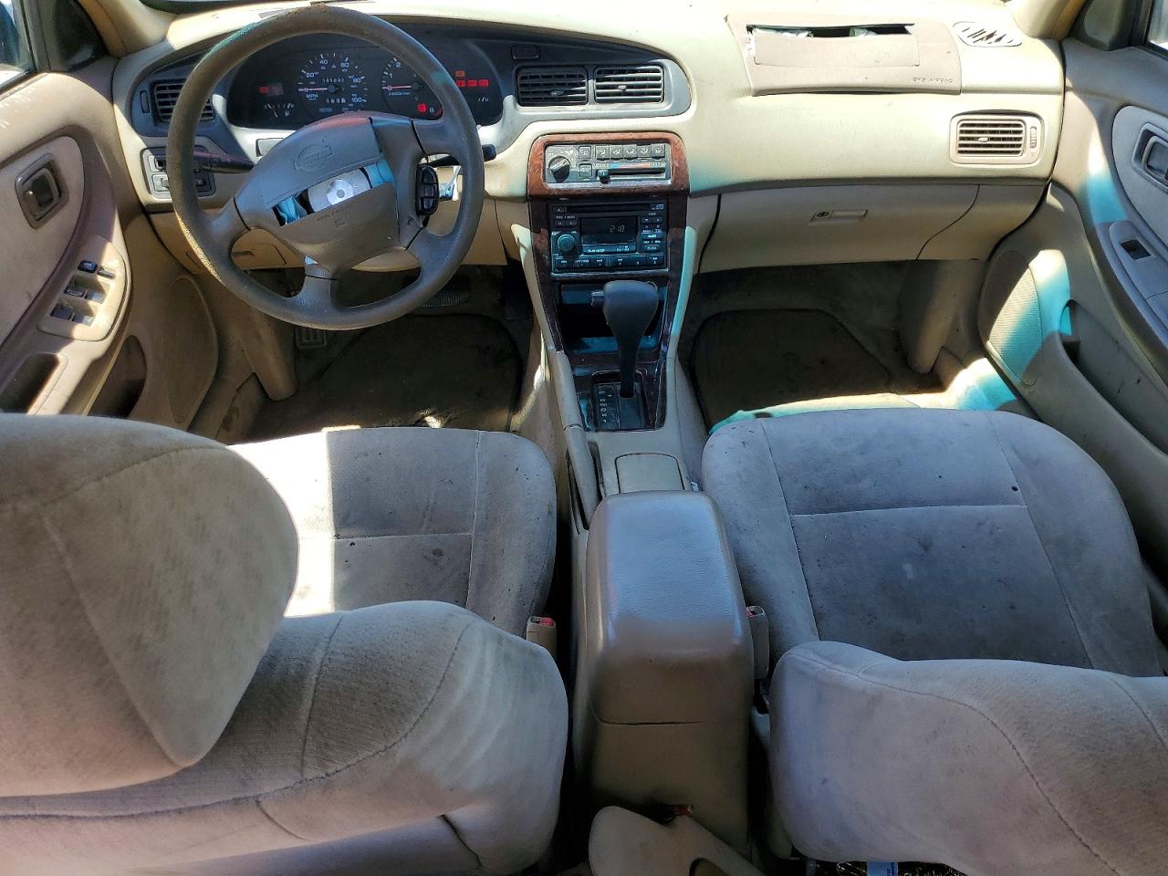 1998 Nissan Altima Xe Зеленый vin: 1N4DL01D1WC225034