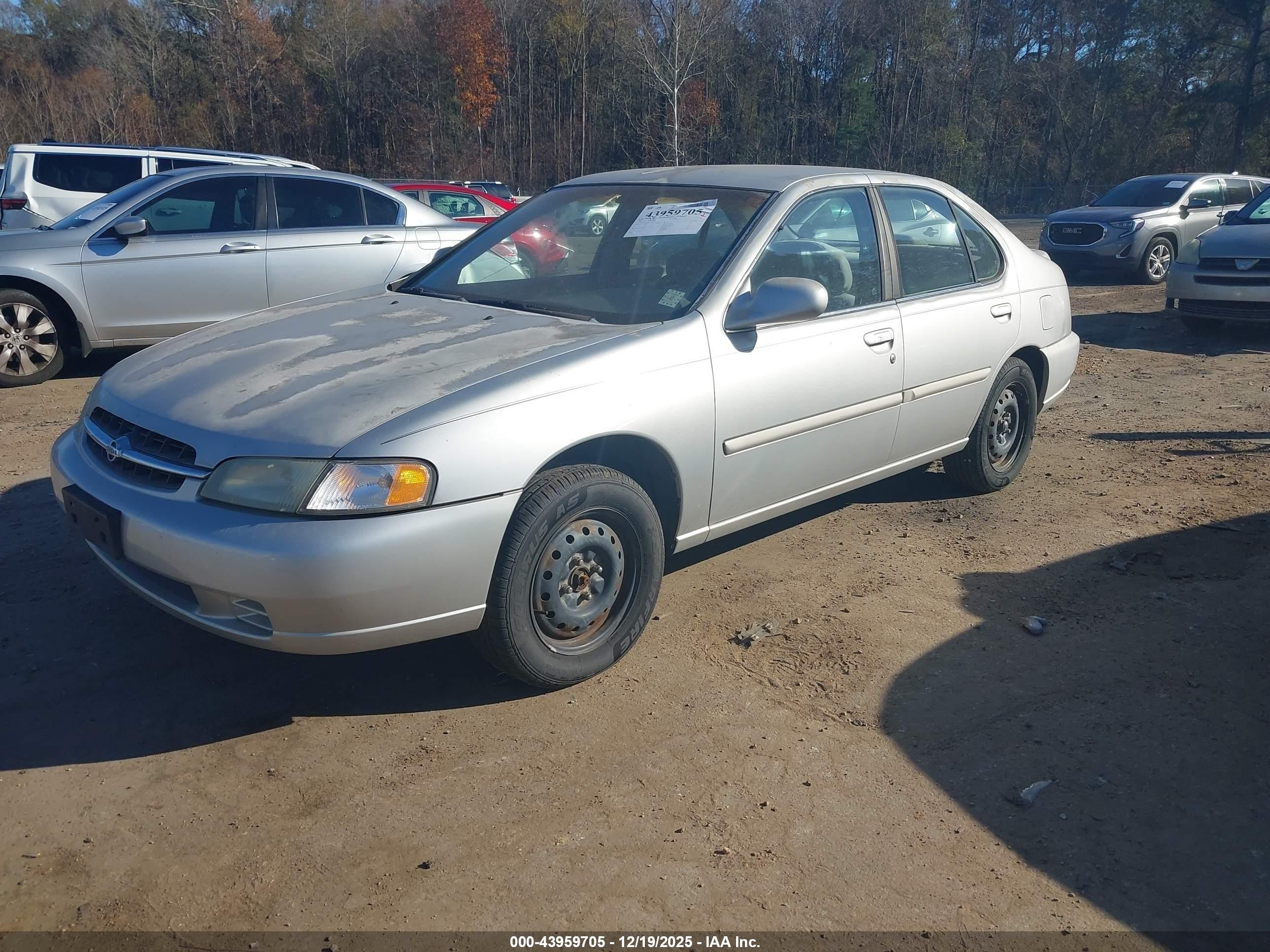 1999 Nissan Altima Gle/gxe/se/se-l/xe Silver vin: 1N4DL01D1XC235595
