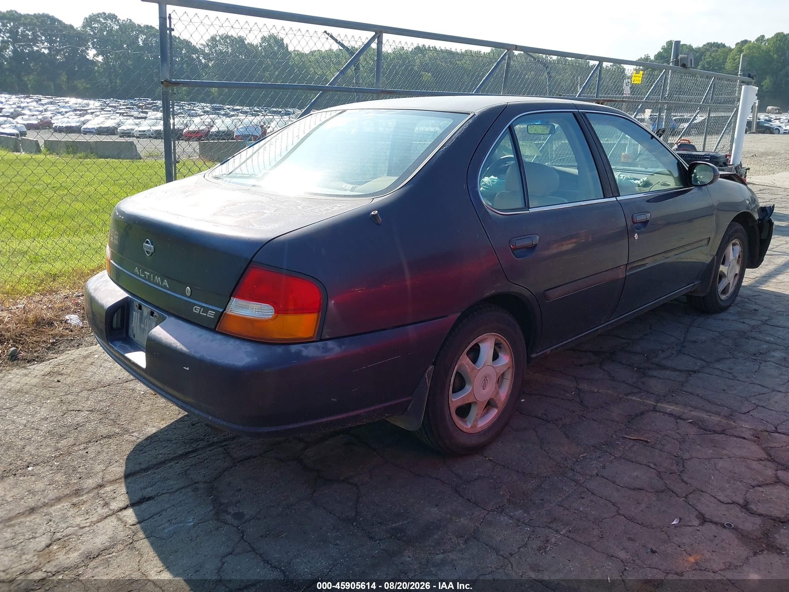 1999 Nissan Altima Gle/gxe/se/se-l/xe Blue vin: 1N4DL01D1XC240604
