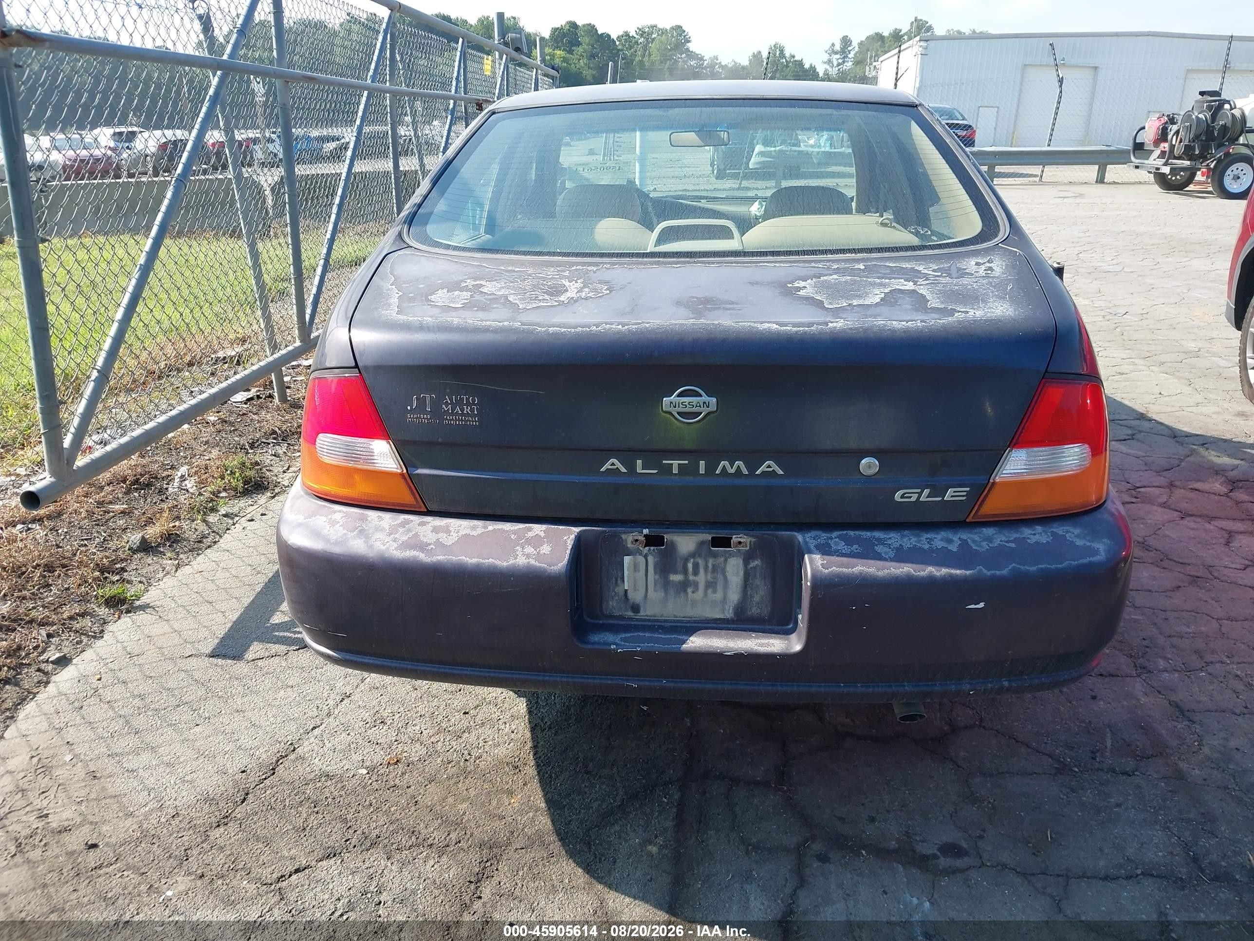 1999 Nissan Altima Gle/gxe/se/se-l/xe Blue vin: 1N4DL01D1XC240604