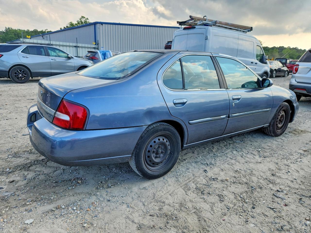 2000 Nissan Altima Xe Blue vin: 1N4DL01D1YC106631