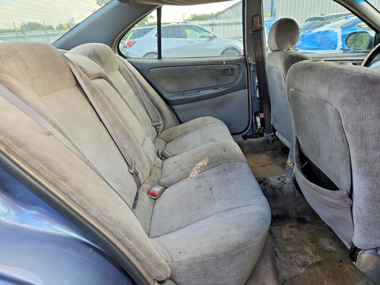 2000 Nissan Altima Xe Blue vin: 1N4DL01D1YC106631