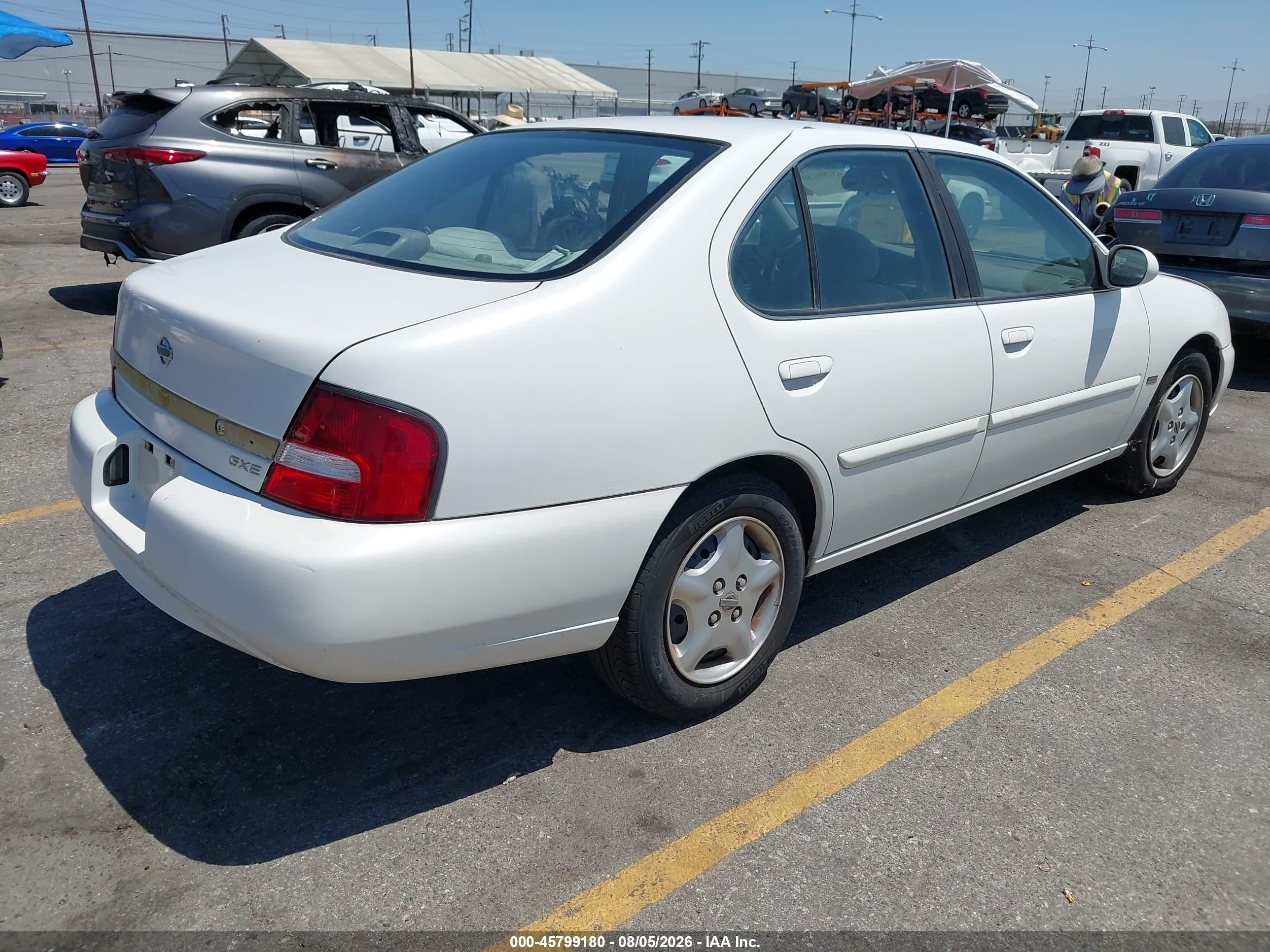 2001 Nissan Altima Gxe White vin: 1N4DL01D21C232583