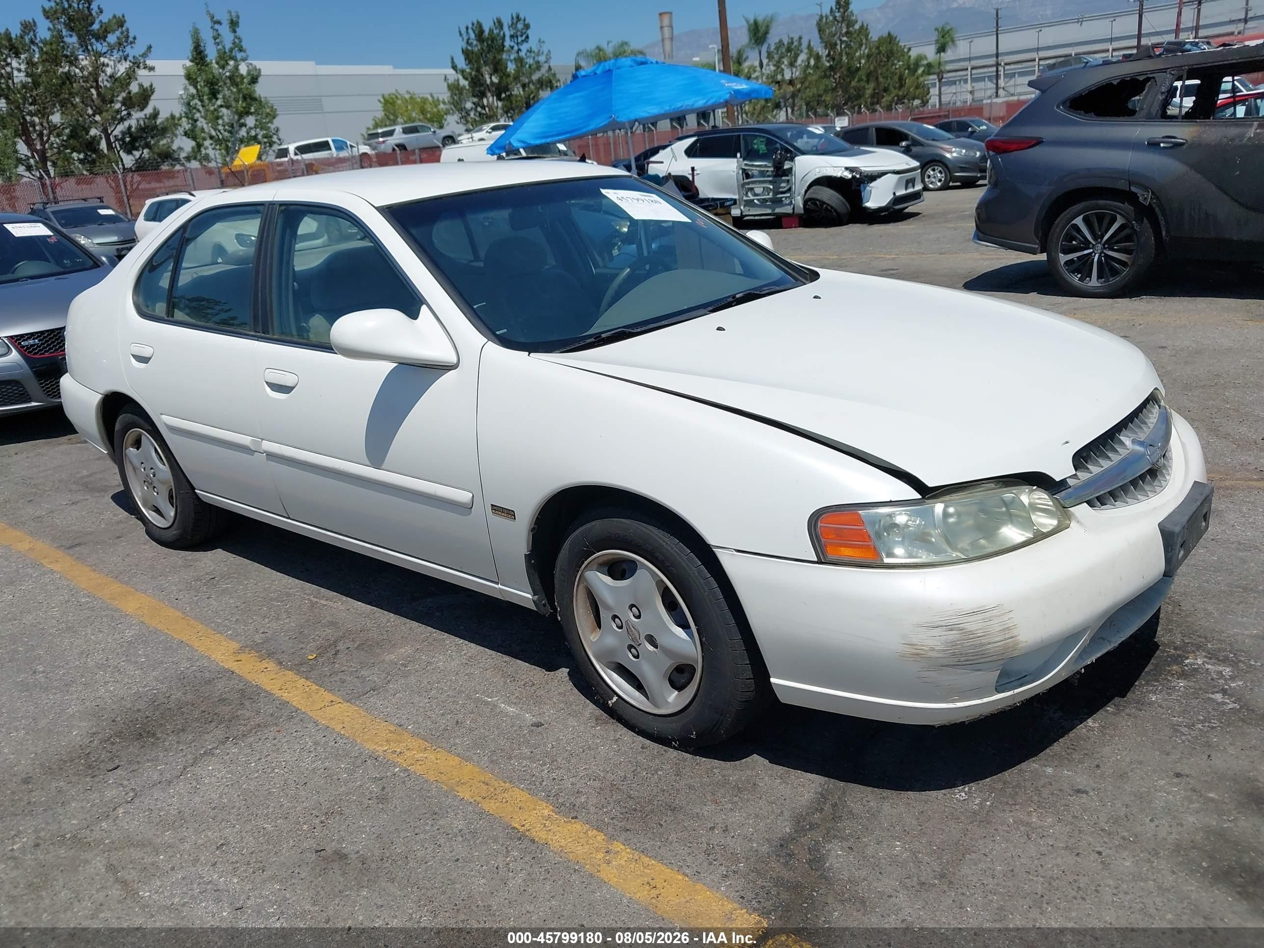 2001 Nissan Altima Gxe White vin: 1N4DL01D21C232583