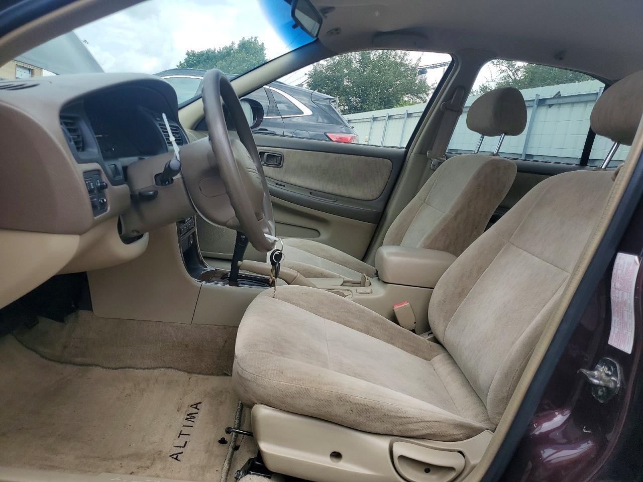 1998 Nissan Altima Xe Burgundy vin: 1N4DL01D2WC206234