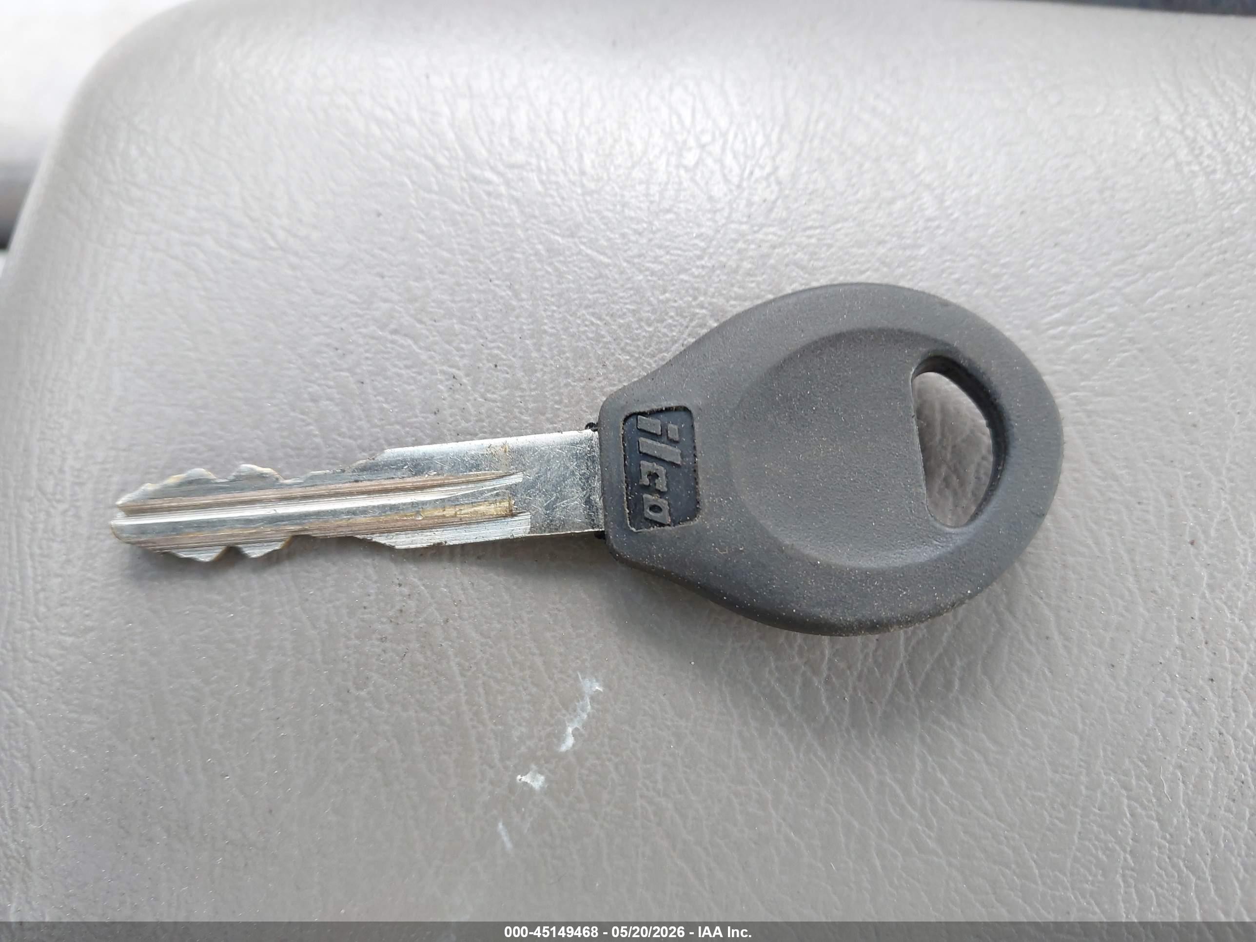 1999 Nissan Altima Gle/gxe/se/se-l/xe Silver vin: 1N4DL01D2XC216764