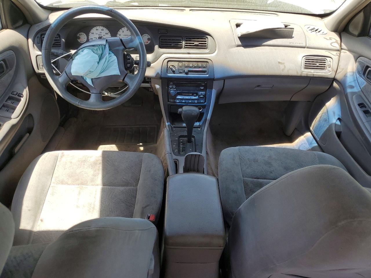 2000 Nissan Altima Xe Silver vin: 1N4DL01D2YC126922