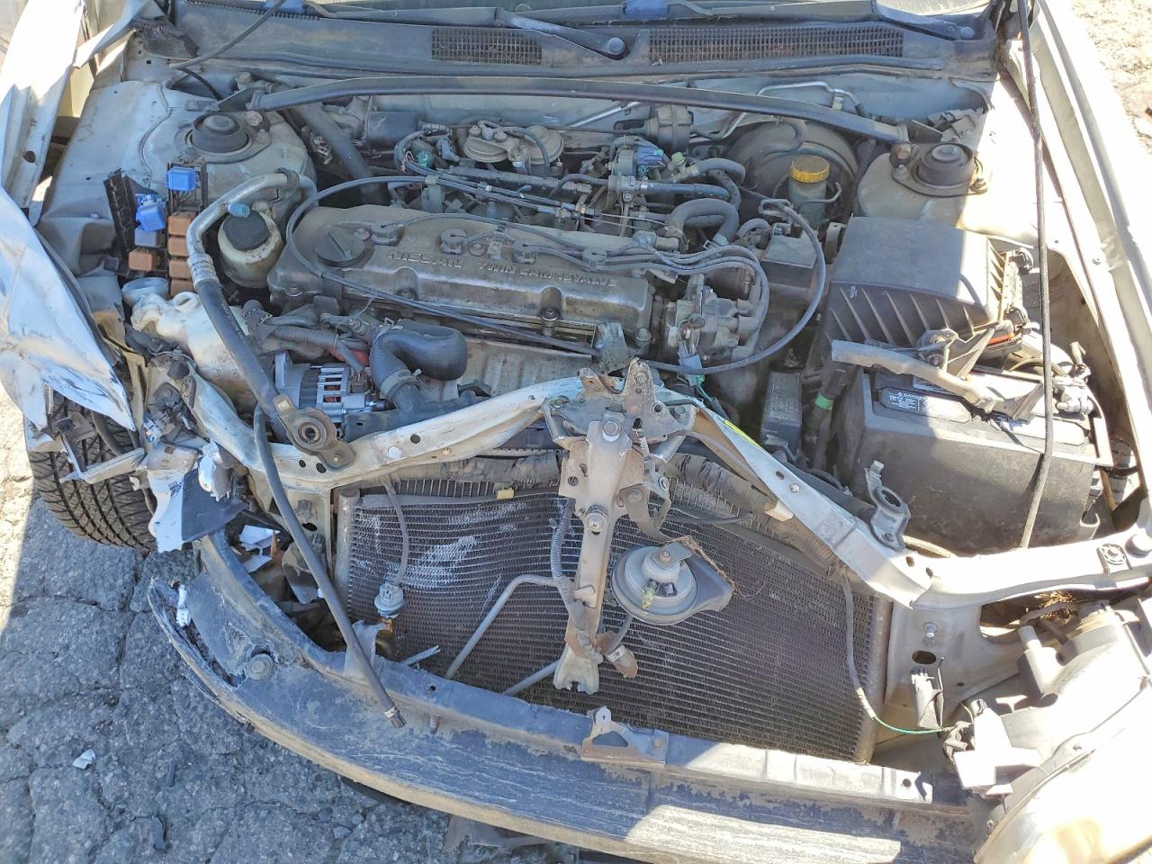 2000 Nissan Altima Xe Silver vin: 1N4DL01D2YC126922
