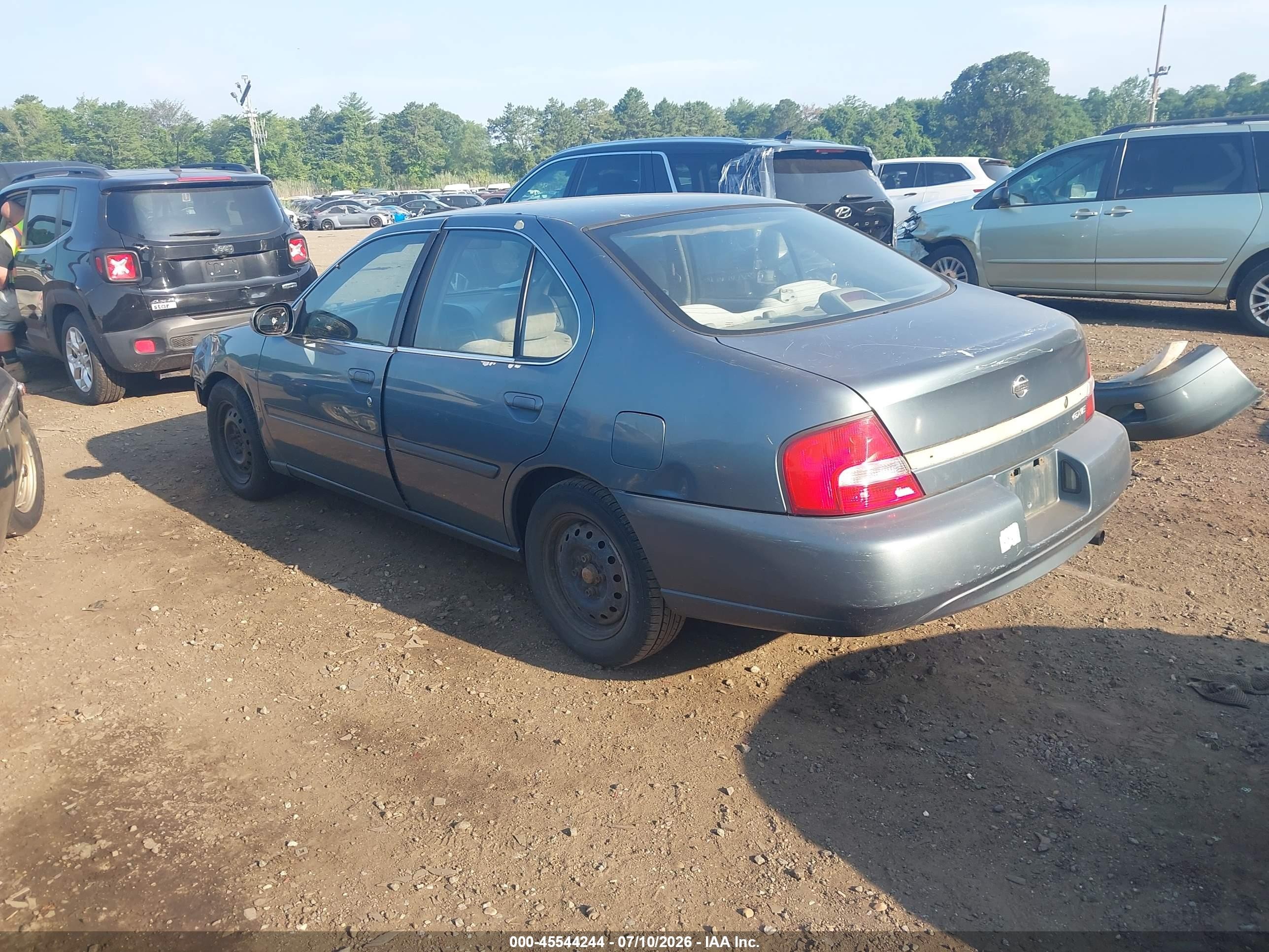 2001 Nissan Altima Gxe Blue vin: 1N4DL01D31C127731