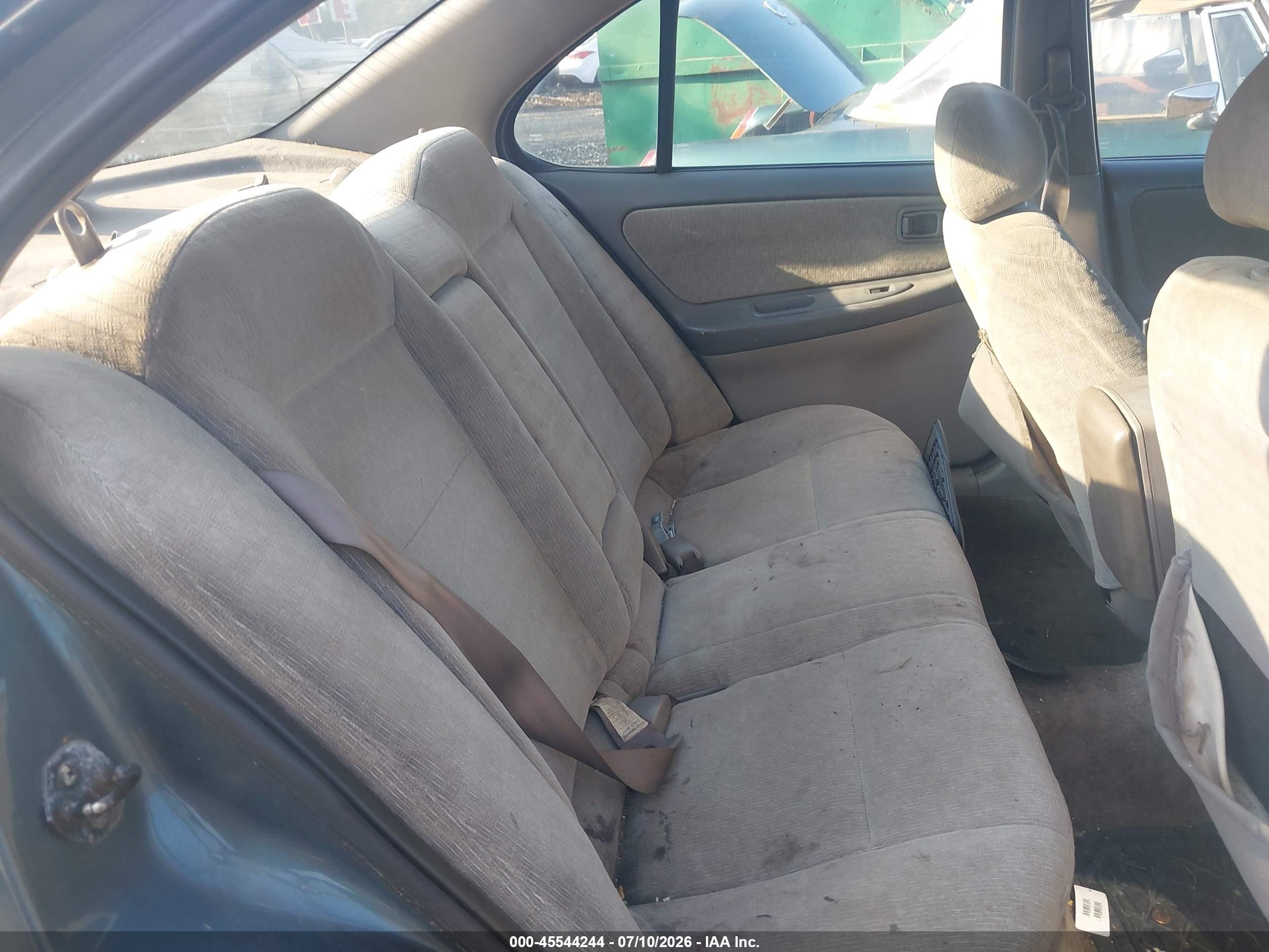 2001 Nissan Altima Gxe Blue vin: 1N4DL01D31C127731
