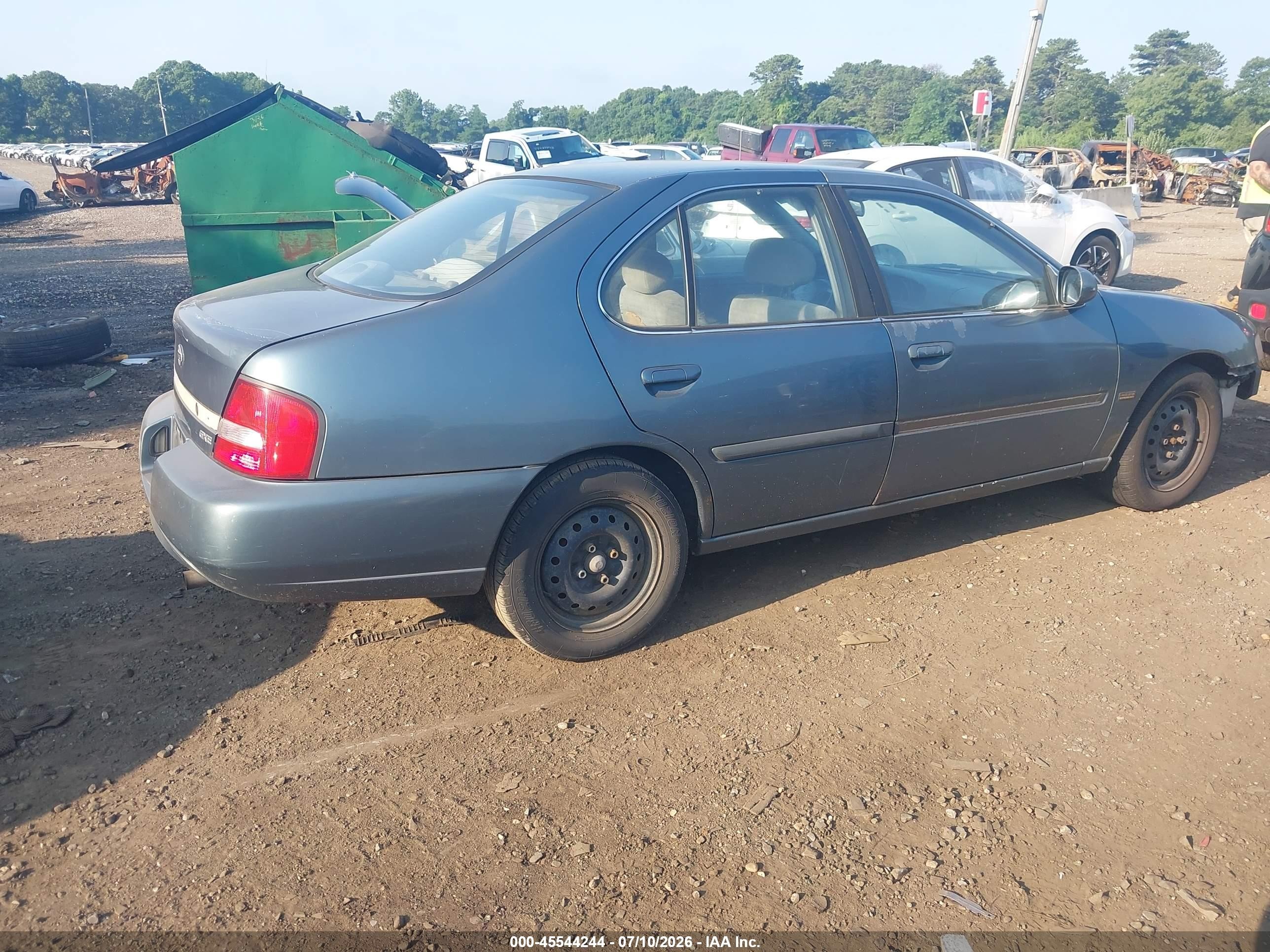 2001 Nissan Altima Gxe Blue vin: 1N4DL01D31C127731