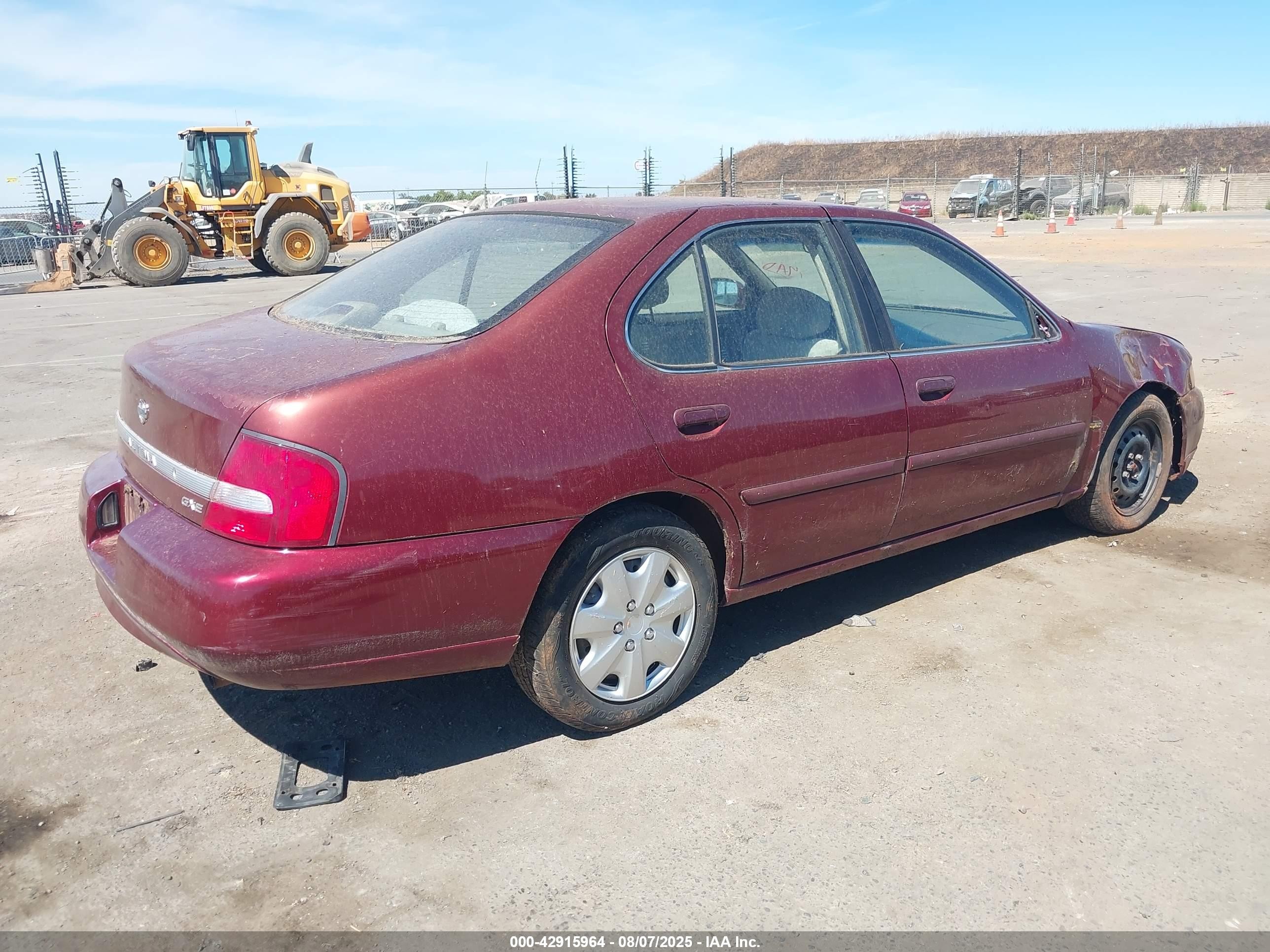 2001 Nissan Altima Gxe Red vin: 1N4DL01D31C151446