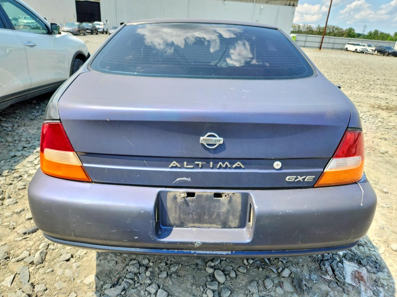 1998 Nissan Altima Xe Gray vin: 1N4DL01D3WC243695
