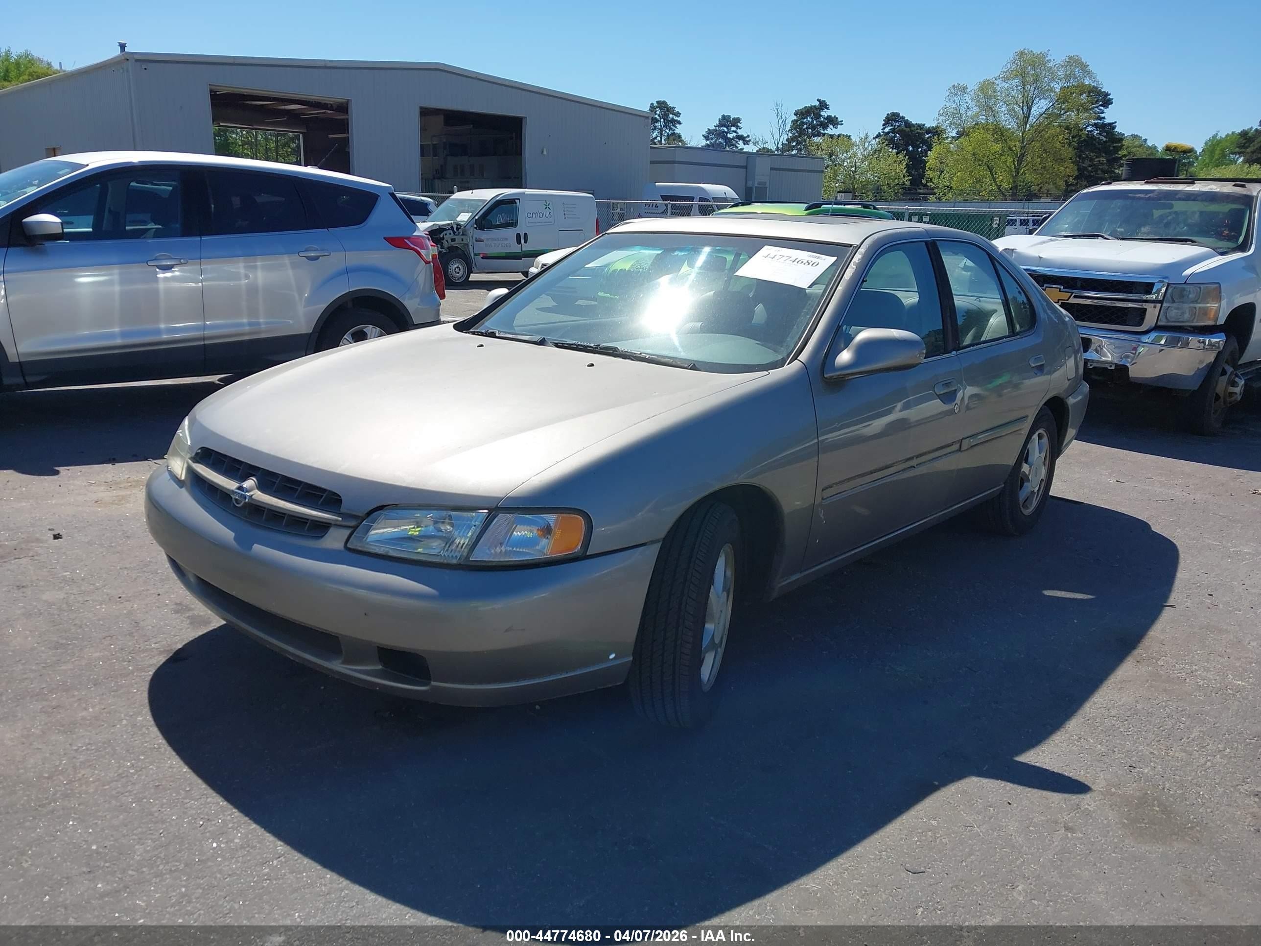 1999 Nissan Altima Gle/gxe/se/se-l/xe Beige vin: 1N4DL01D3XC151228