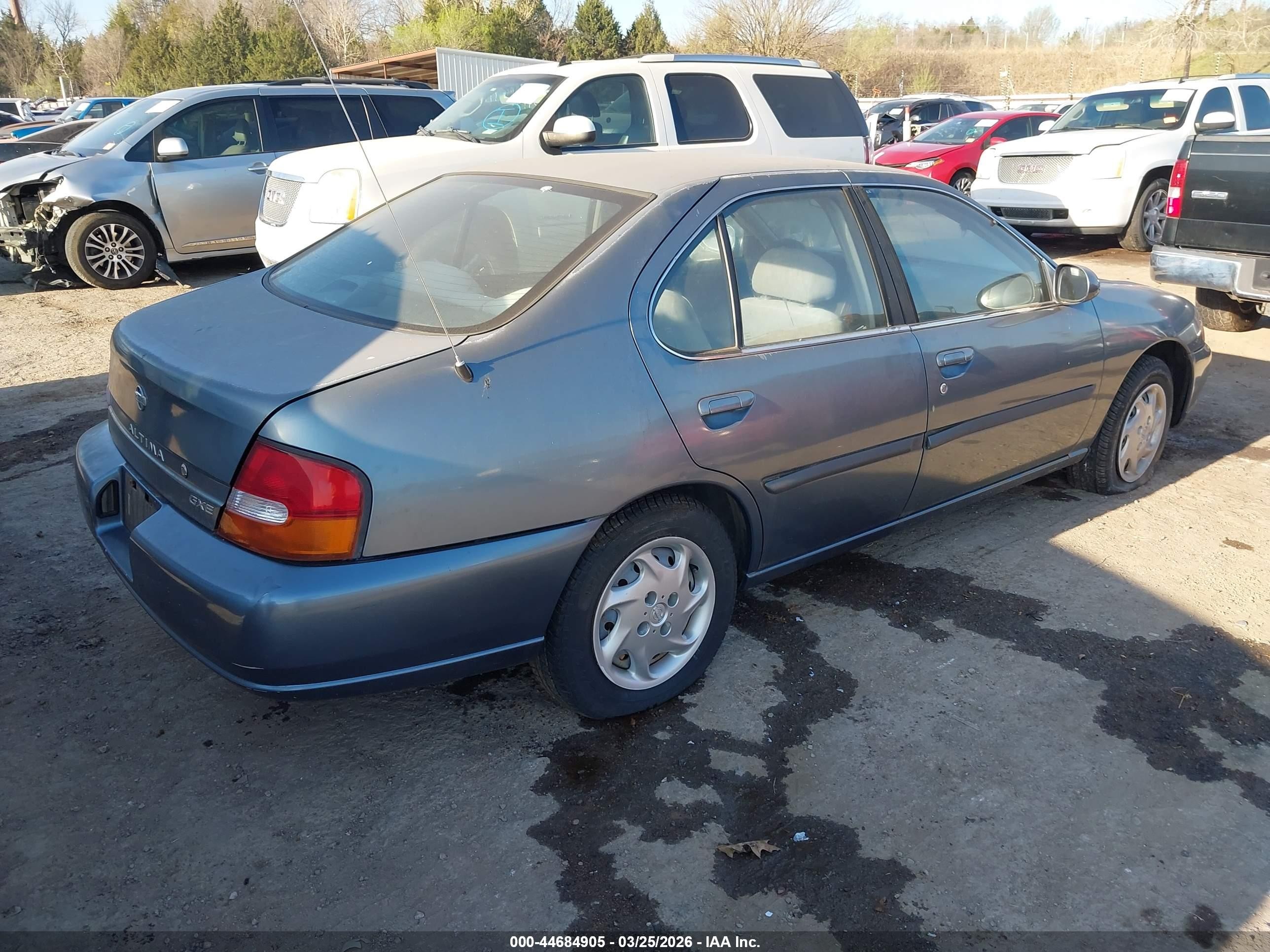 1999 Nissan Altima Gle/gxe/se/se-l/xe Gray vin: 1N4DL01D3XC267500