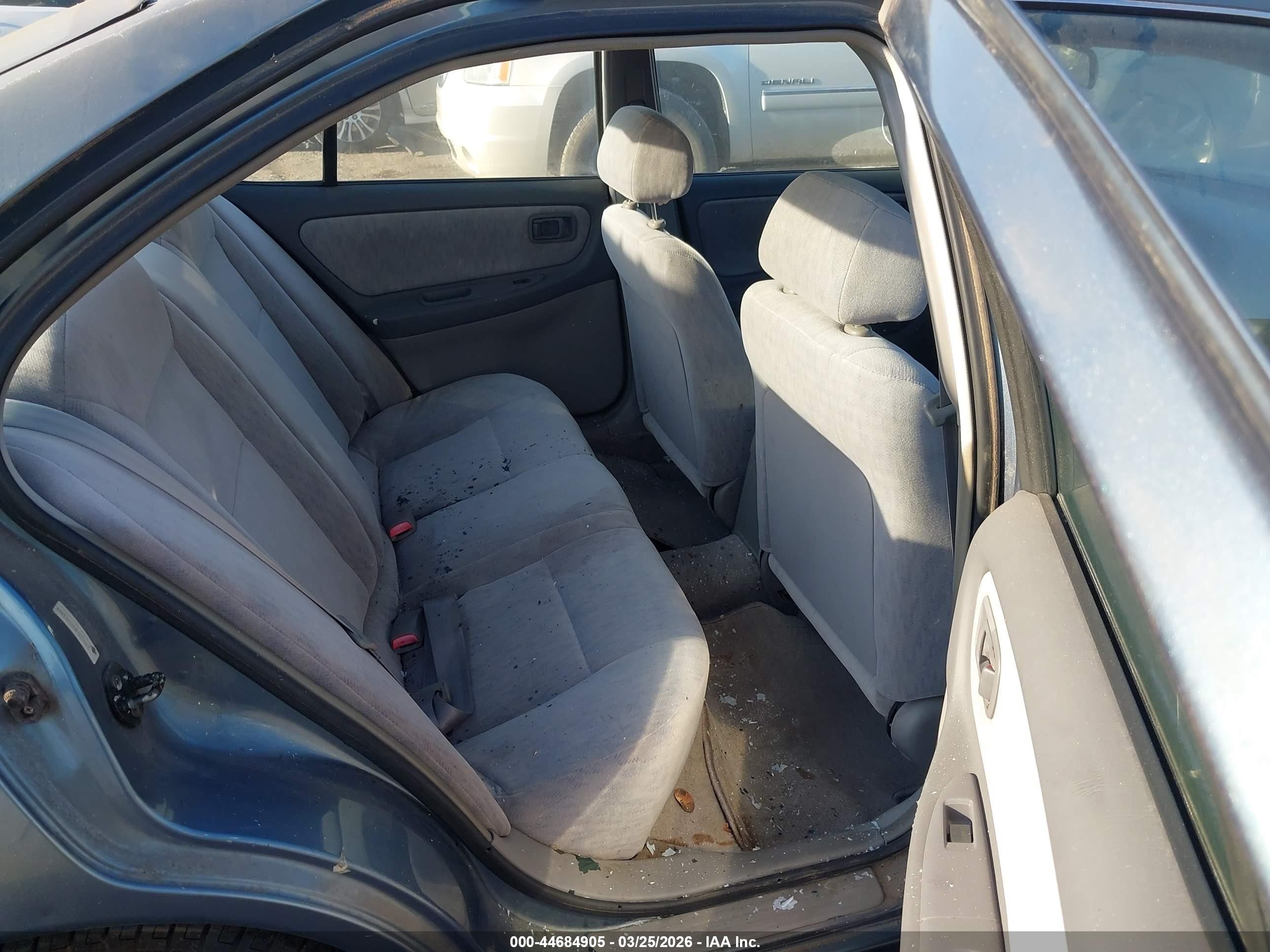 1999 Nissan Altima Gle/gxe/se/se-l/xe Gray vin: 1N4DL01D3XC267500