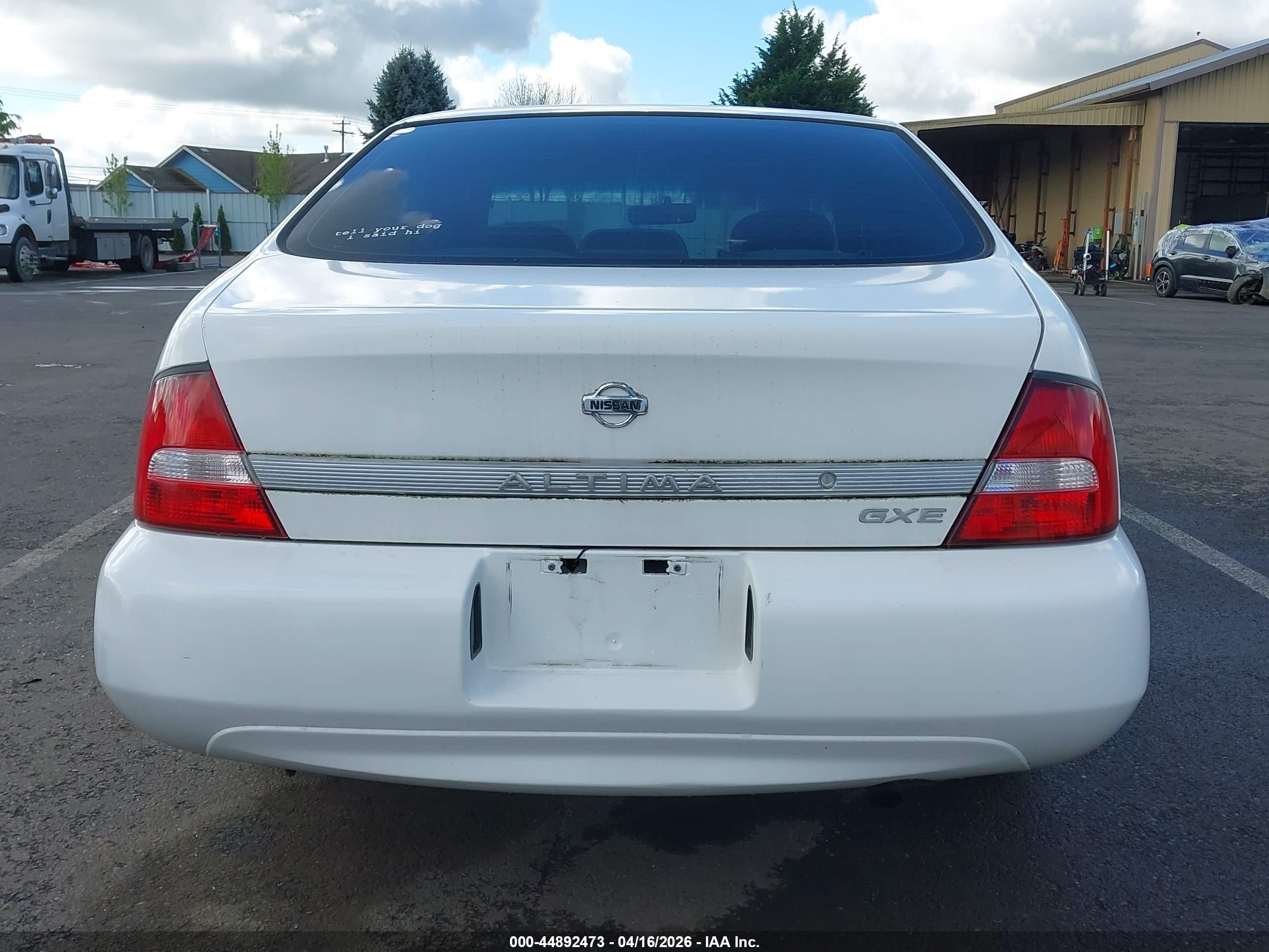 2001 Nissan Altima Gxe White vin: 1N4DL01D41C108623