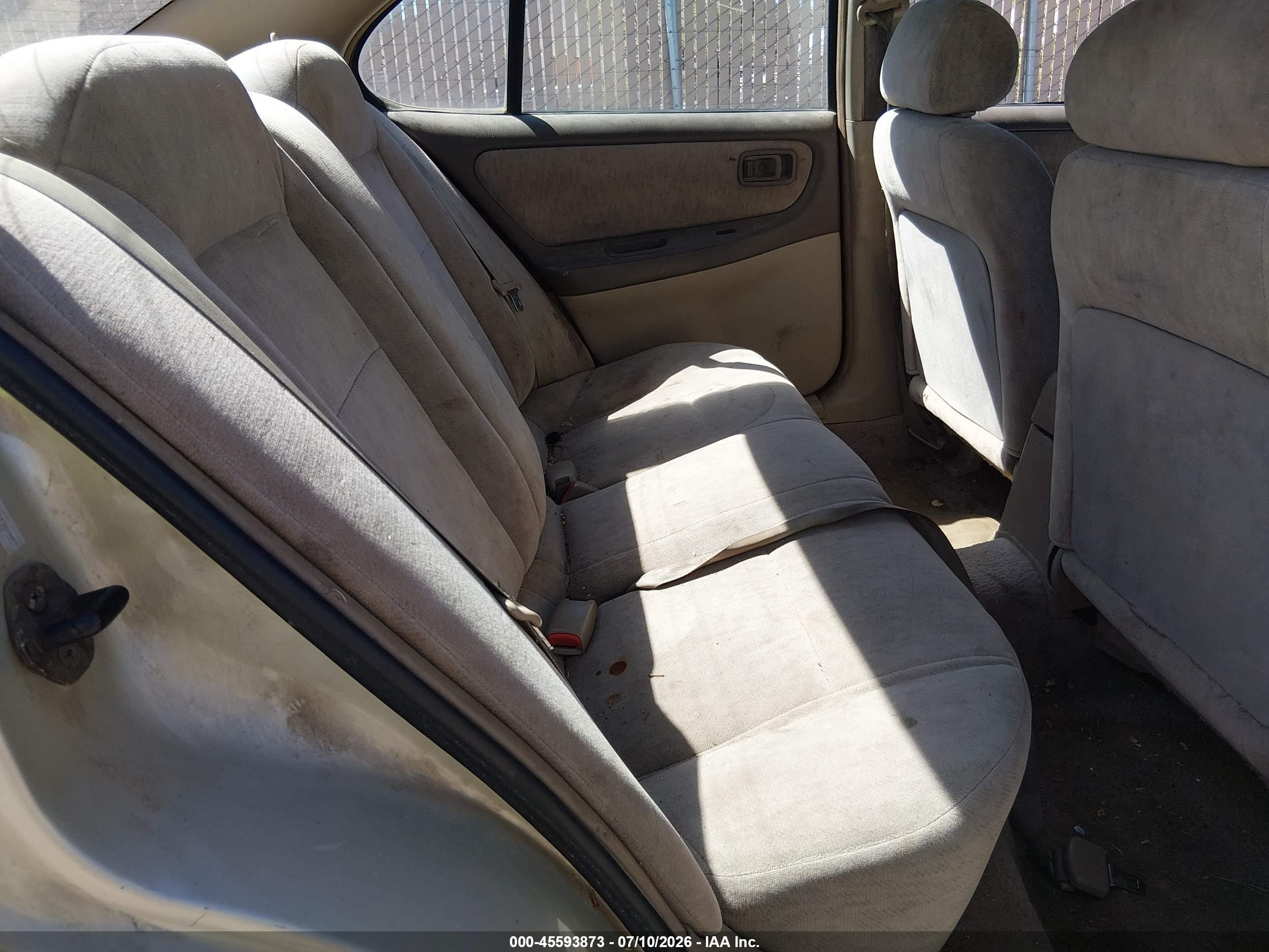 1998 Nissan Altima Gle/gxe/se/xe Золотой vin: 1N4DL01D4WC199903