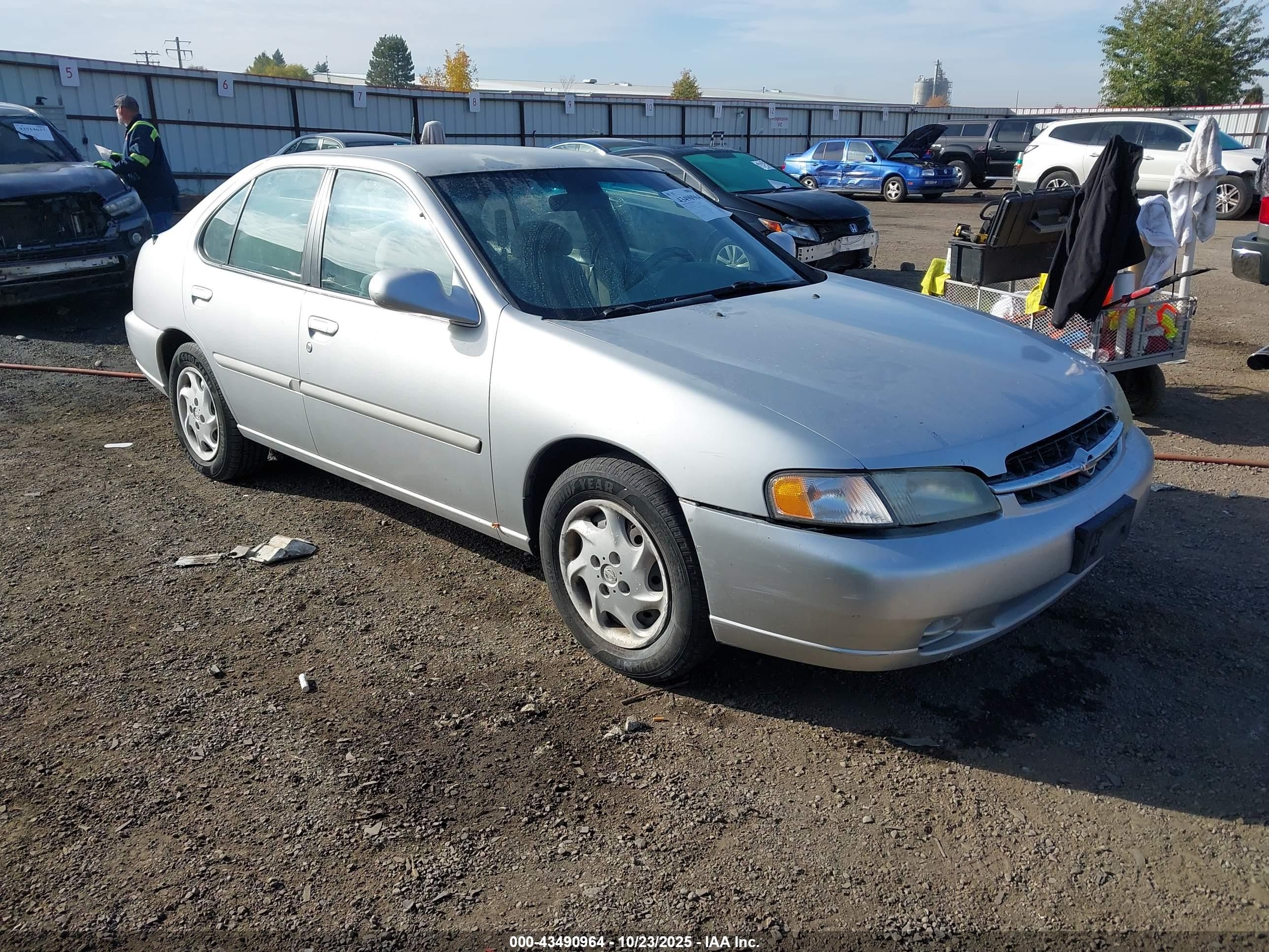 1999 Nissan Altima Gle/gxe/se/se-l/xe Silver vin: 1N4DL01D4XC126810