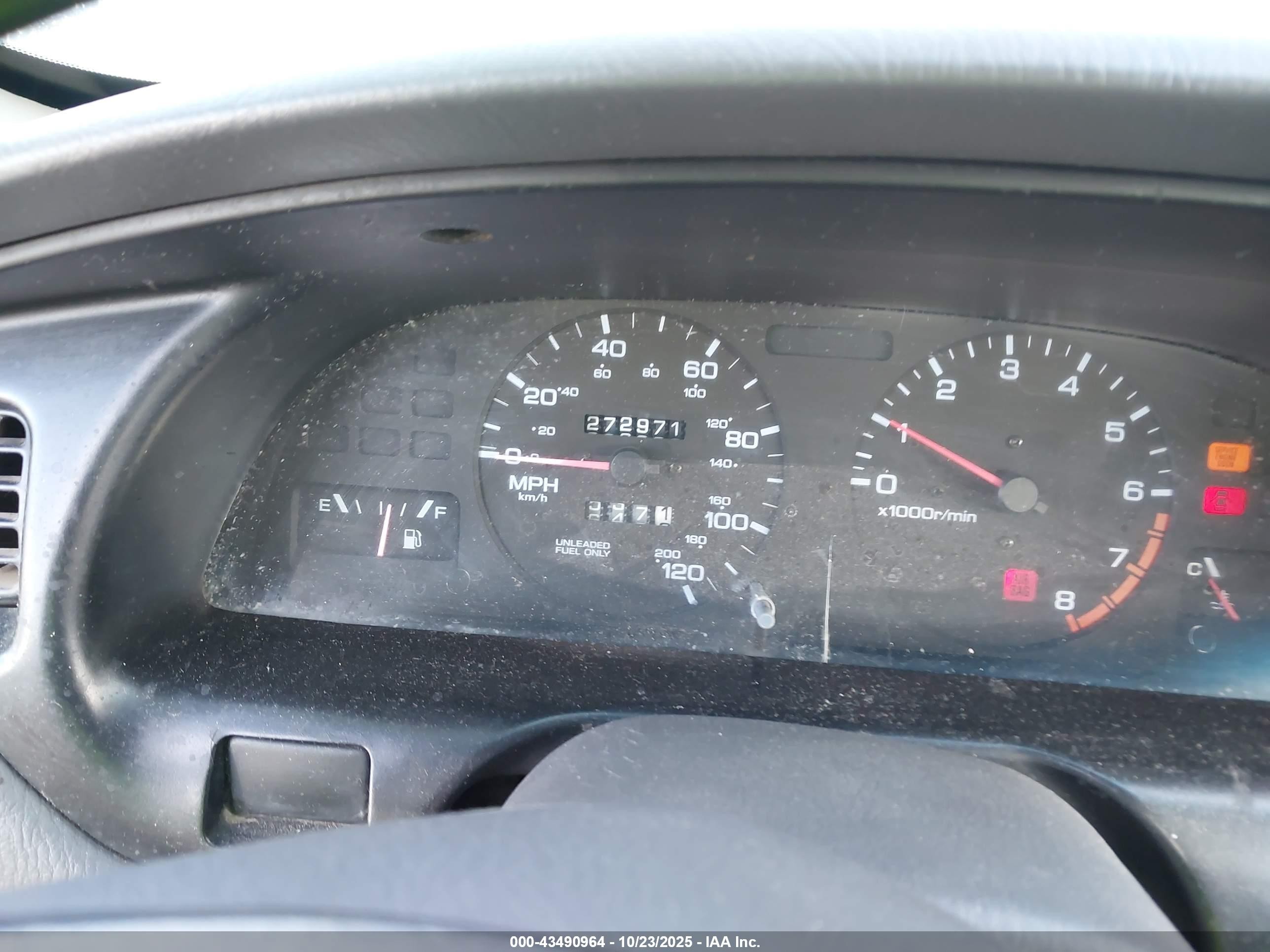 1999 Nissan Altima Gle/gxe/se/se-l/xe Silver vin: 1N4DL01D4XC126810