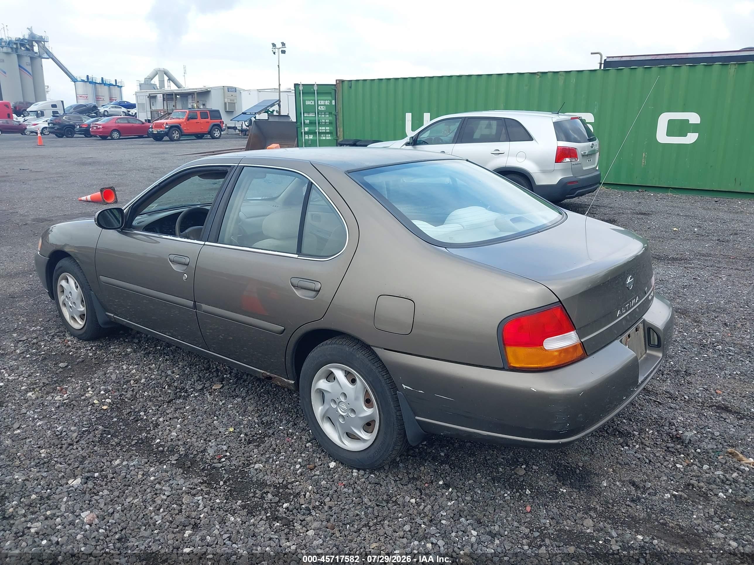 1999 Nissan Altima Gle/gxe/se/se-l/xe Champagne vin: 1N4DL01D4XC181497