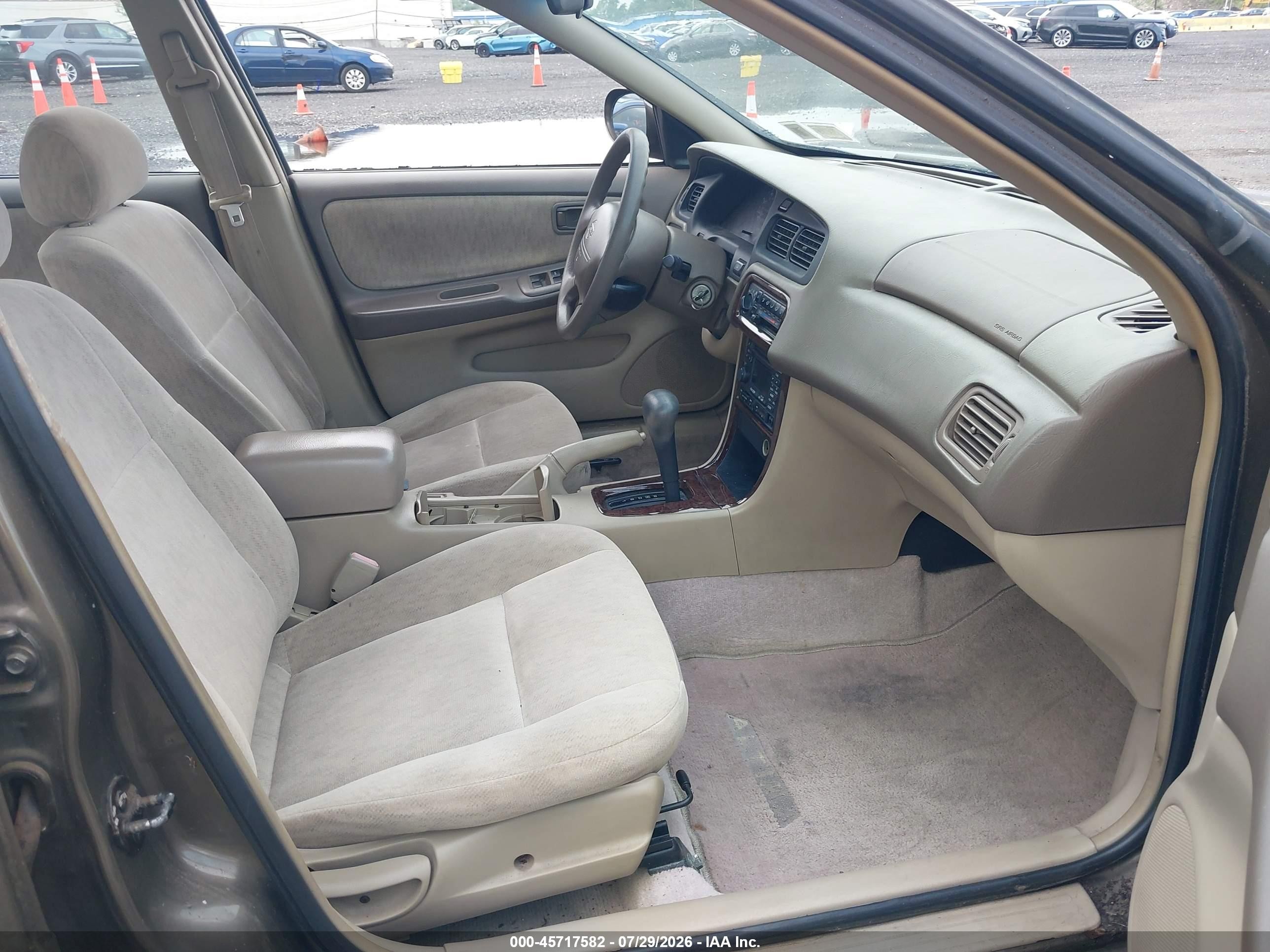 1999 Nissan Altima Gle/gxe/se/se-l/xe Champagne vin: 1N4DL01D4XC181497