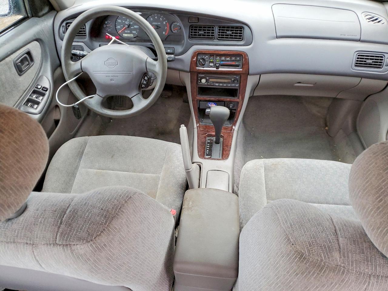 2001 Nissan Altima Xe Teal vin: 1N4DL01D51C110638