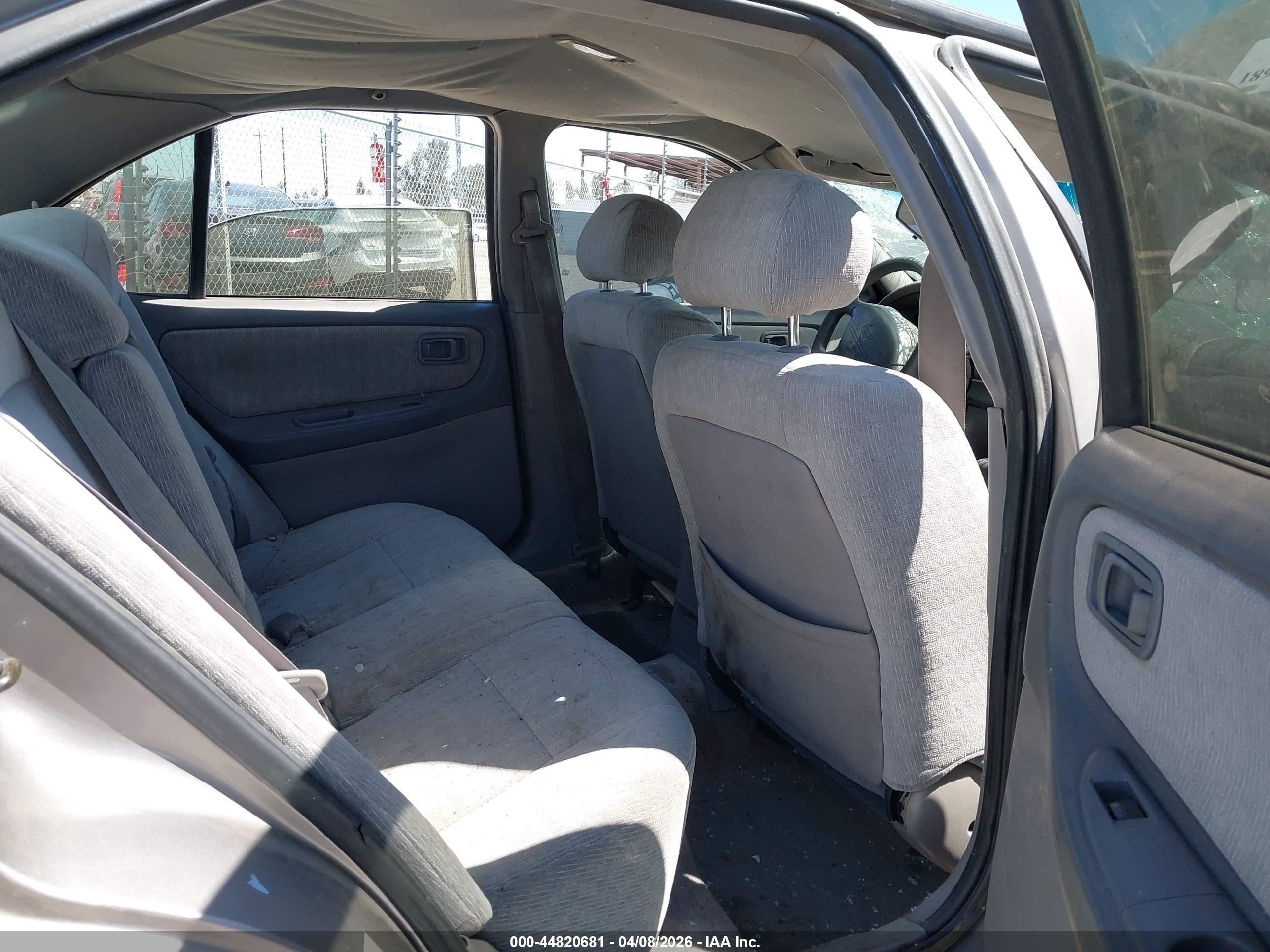 2001 Nissan Altima Gxe Gray vin: 1N4DL01D51C171892