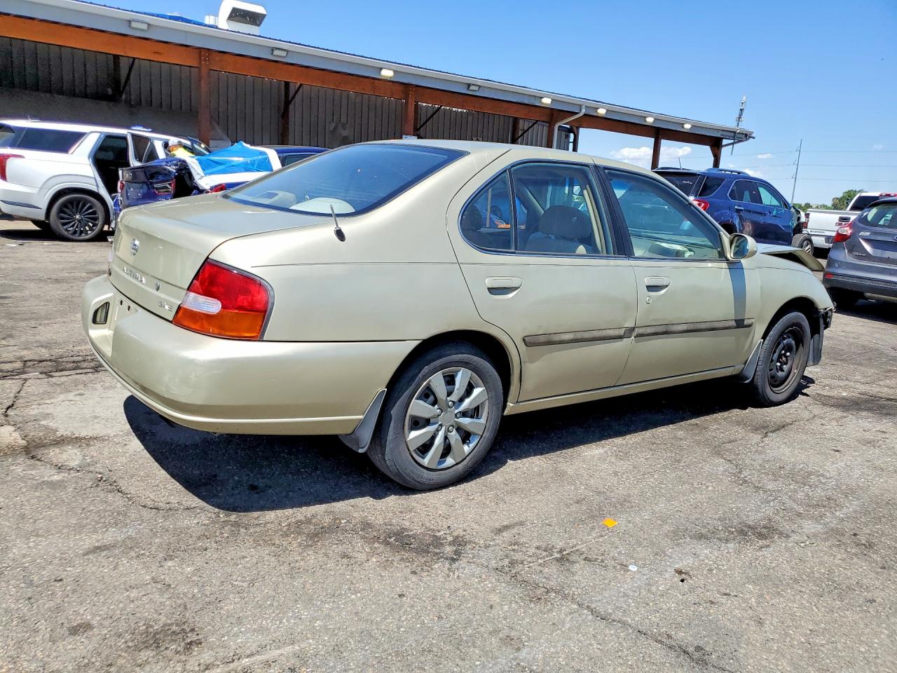1999 Nissan Altima Xe Beige vin: 1N4DL01D5XC192086