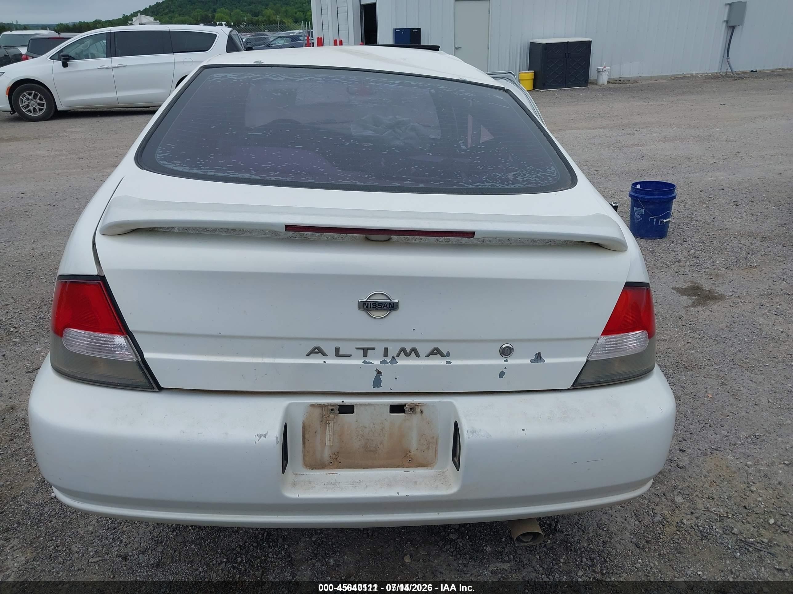 1999 Nissan Altima Gle/gxe/se/se-l/xe White vin: 1N4DL01D5XC246843