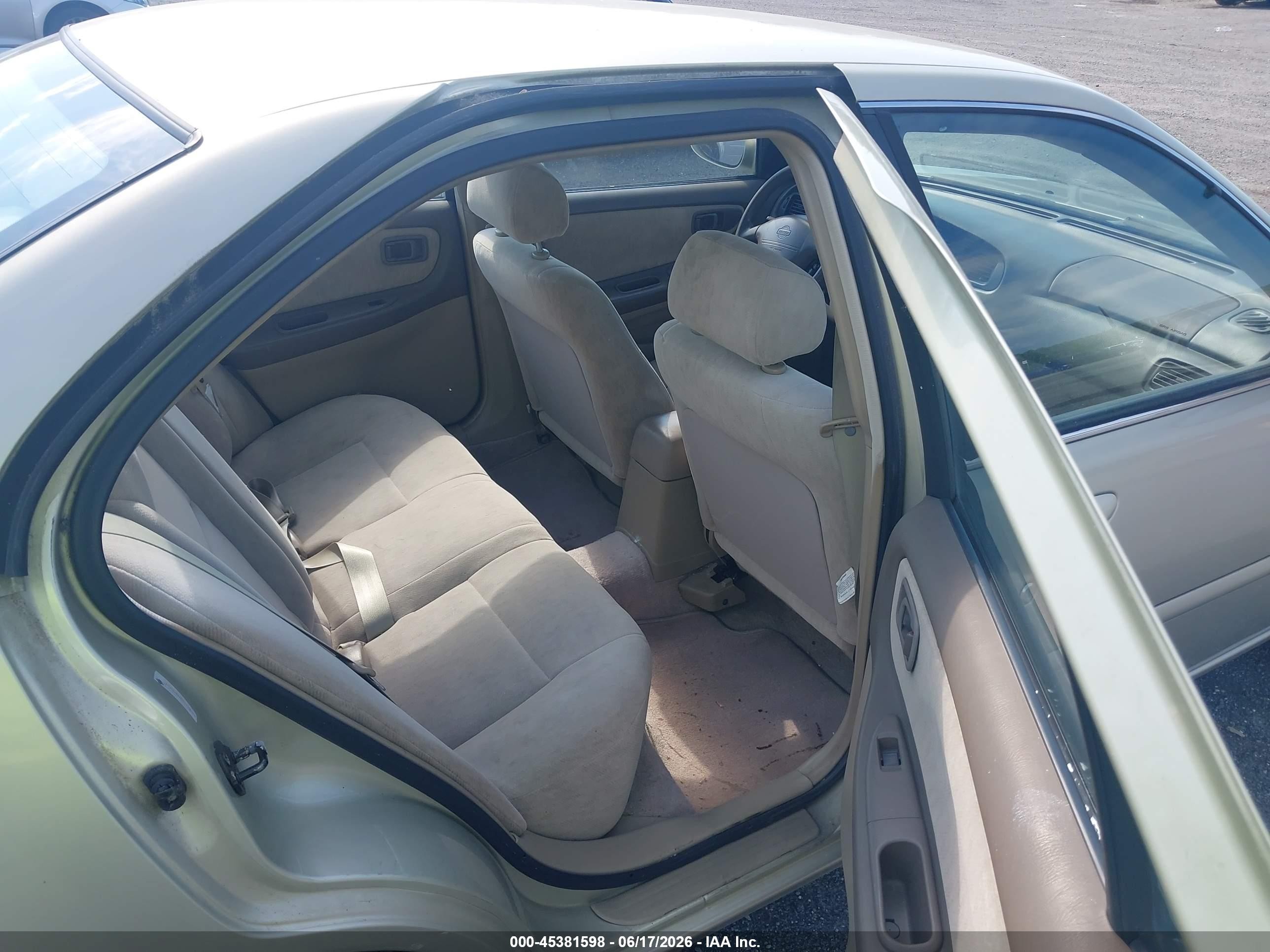 1999 Nissan Altima Gle/gxe/se/se-l/xe Gold vin: 1N4DL01D5XC248804