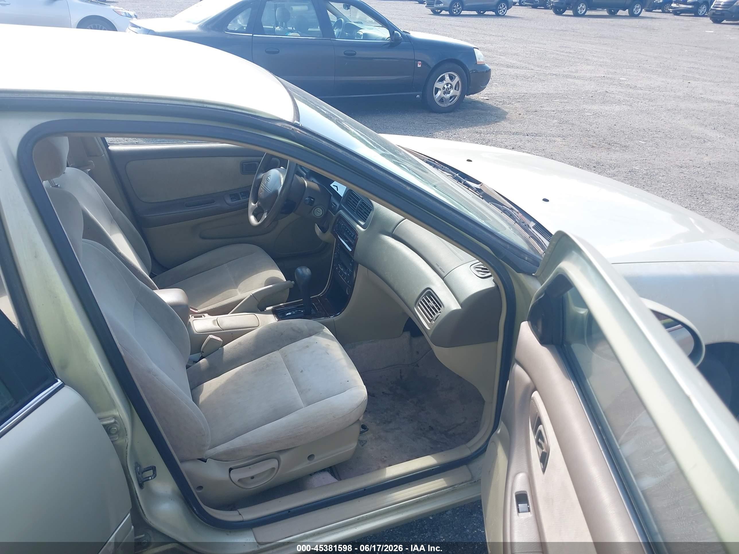 1999 Nissan Altima Gle/gxe/se/se-l/xe Gold vin: 1N4DL01D5XC248804