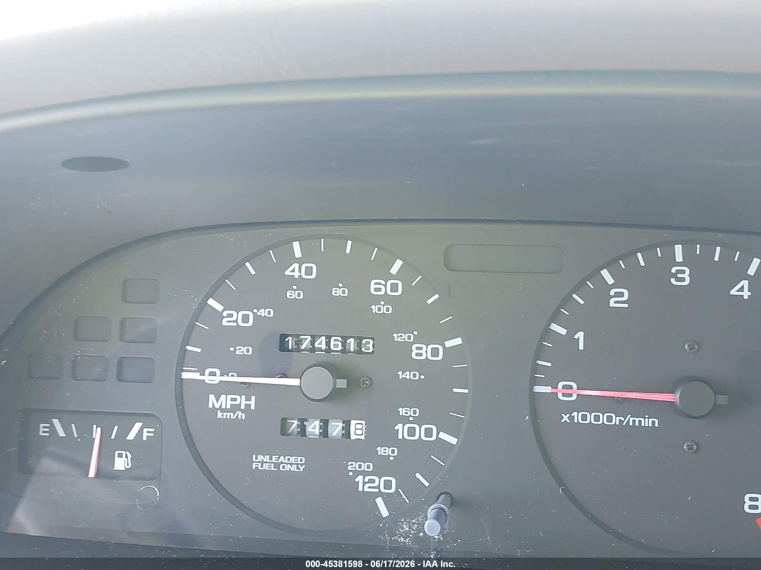 1999 Nissan Altima Gle/gxe/se/se-l/xe Gold vin: 1N4DL01D5XC248804
