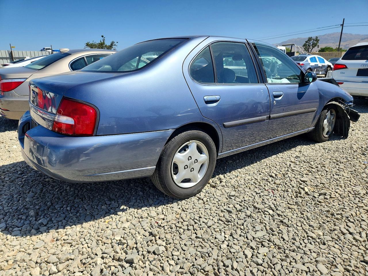 2000 Nissan Altima Xe Gray vin: 1N4DL01D5YC166282