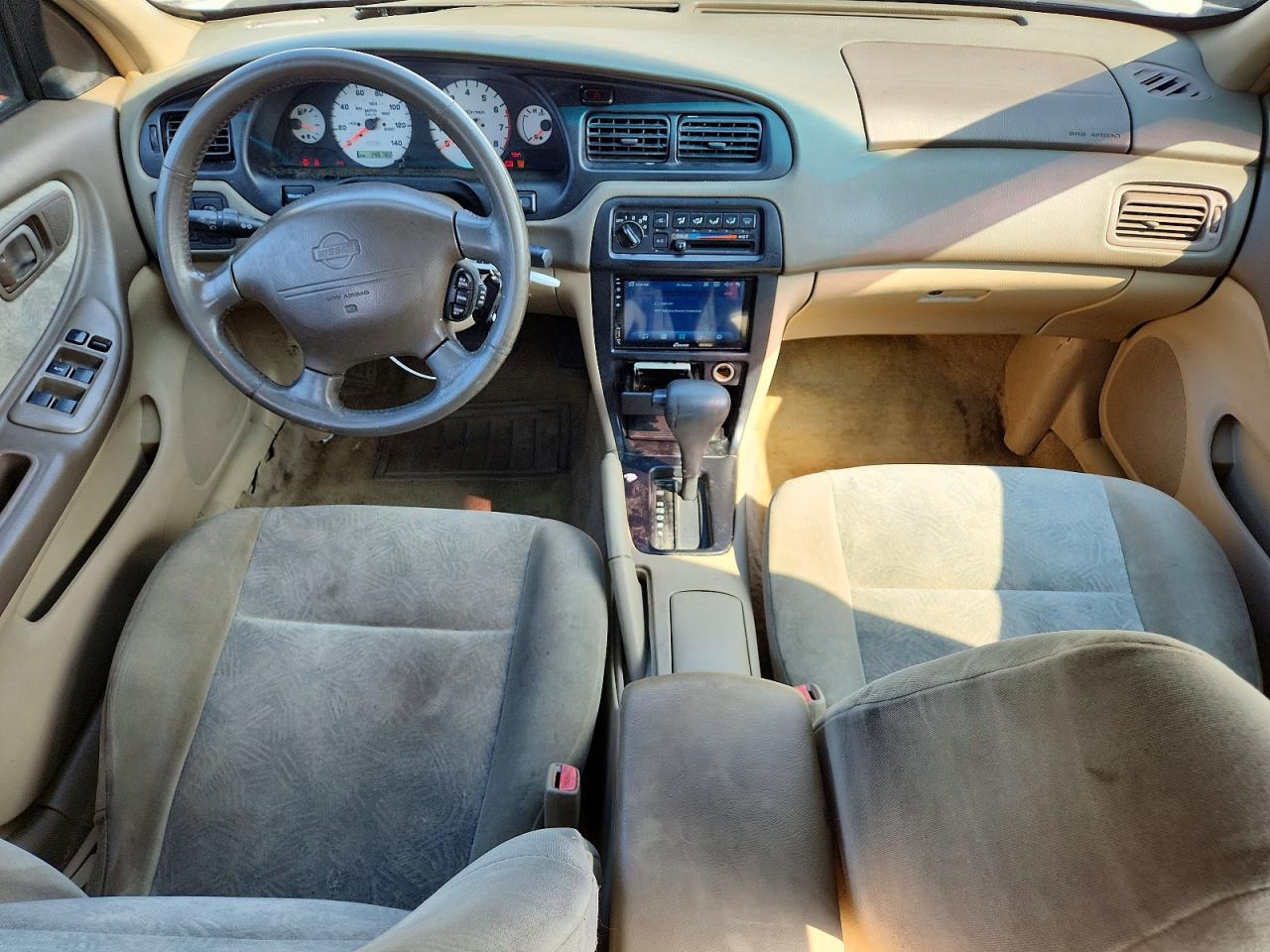 2000 Nissan Altima Tan vin: 1N4DL01D5YC218557