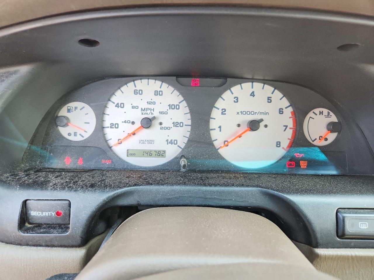 2000 Nissan Altima Tan vin: 1N4DL01D5YC218557