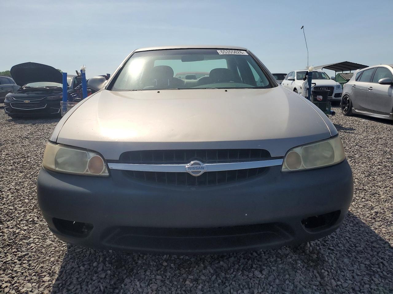 2001 Nissan Altima Xe Gray vin: 1N4DL01D61C142871