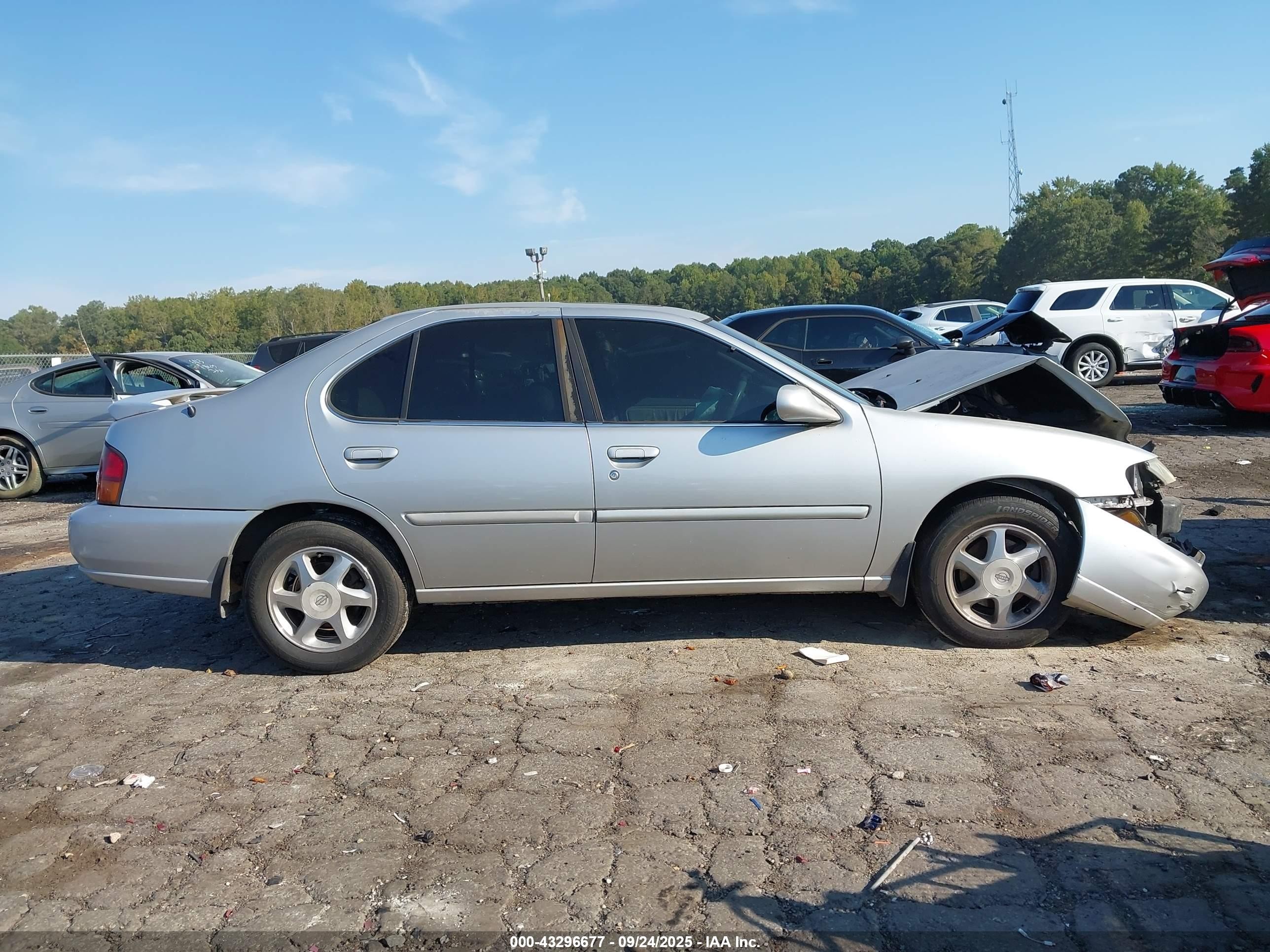 1999 Nissan Altima Gle/gxe/se/se-l/xe Silver vin: 1N4DL01D6XC122466