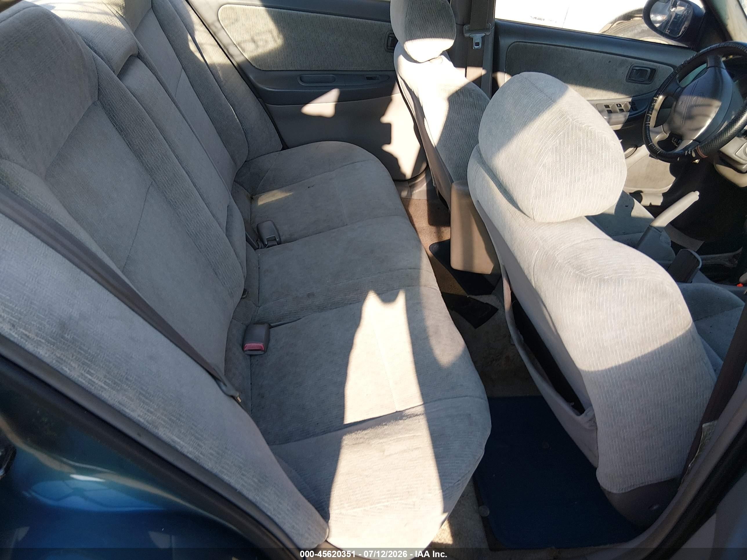 2001 Nissan Altima Gxe Gray vin: 1N4DL01D71C110284