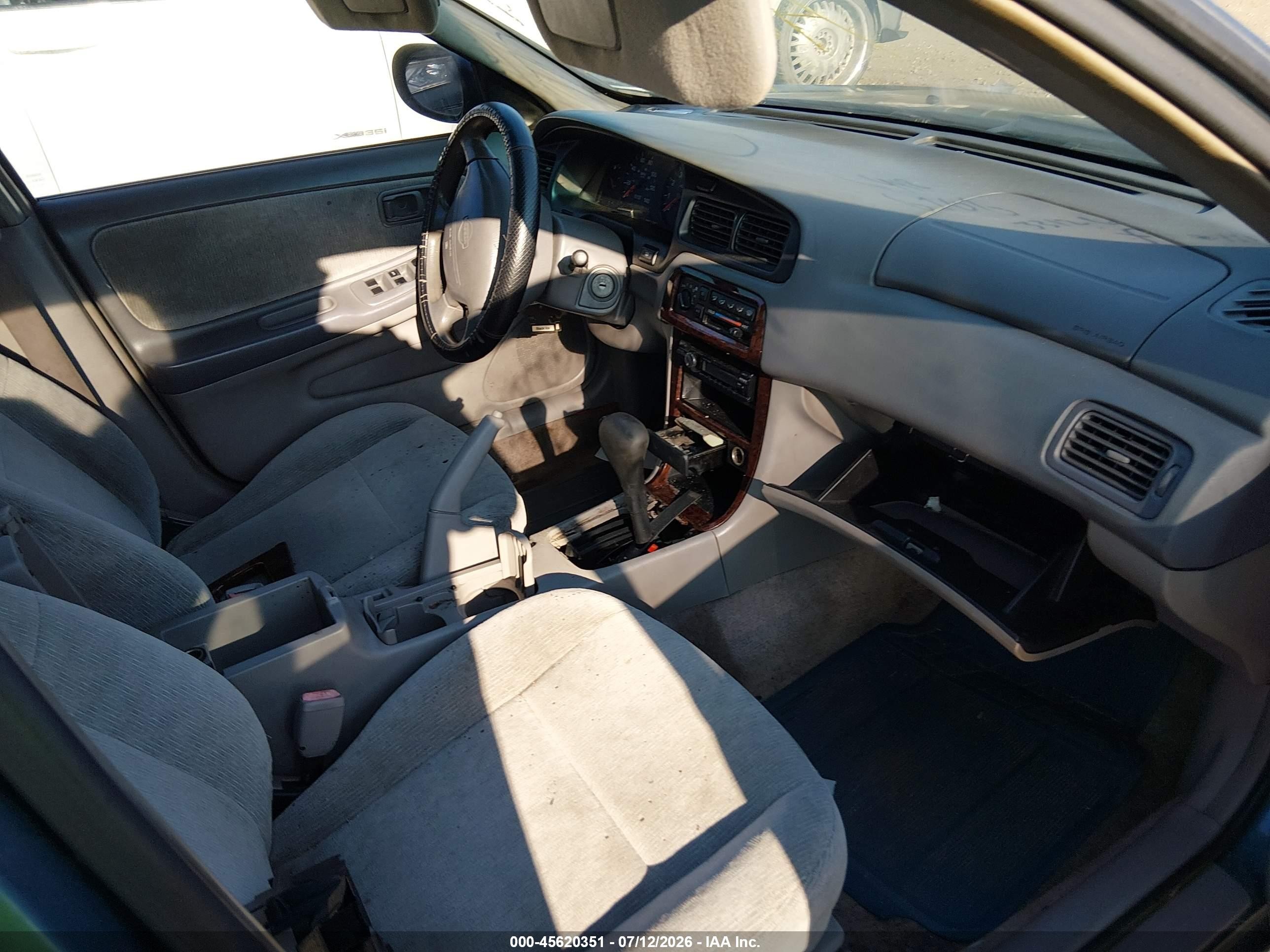 2001 Nissan Altima Gxe Gray vin: 1N4DL01D71C110284