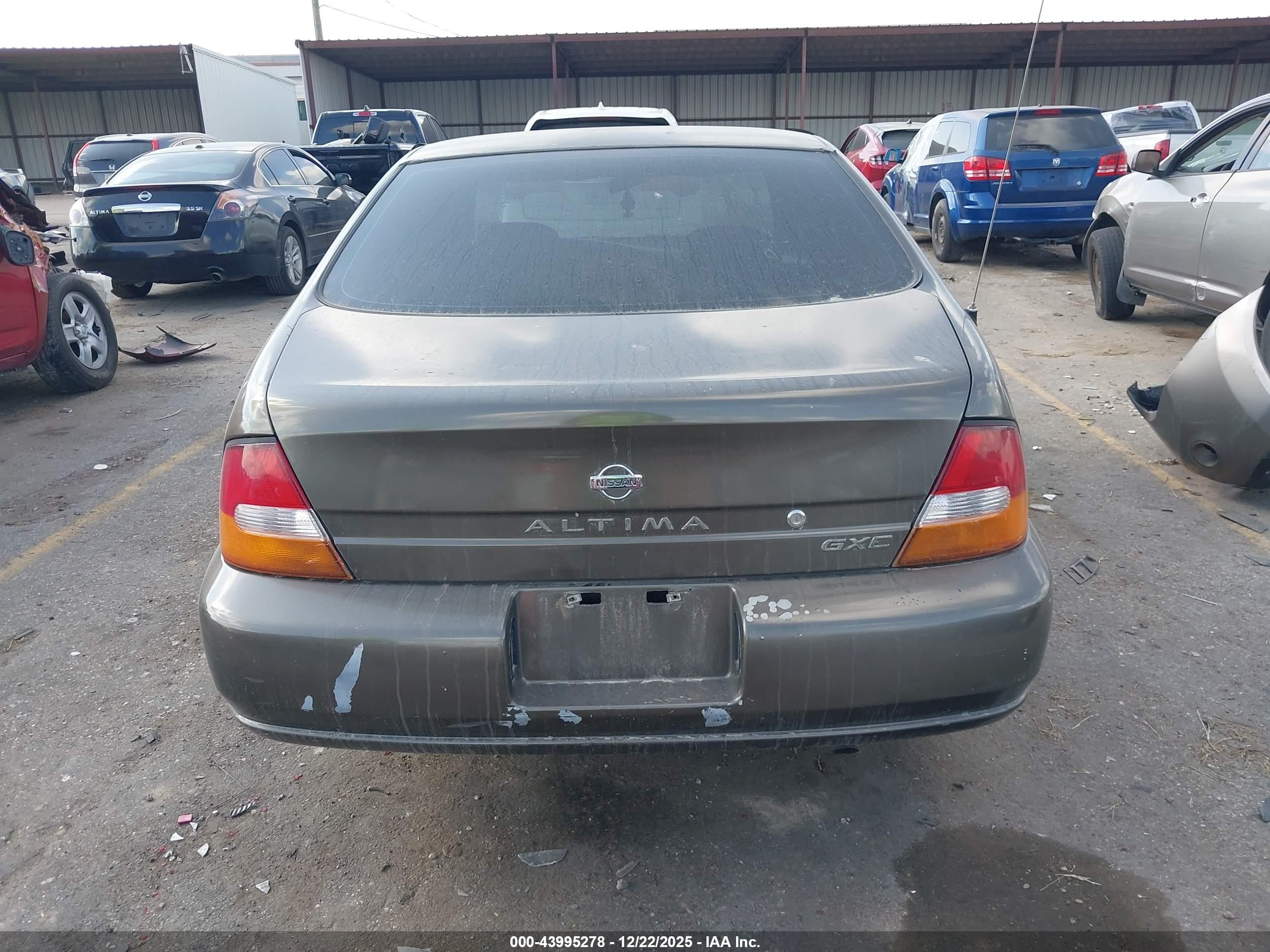 1999 Nissan Altima Gle/gxe/se/se-l/xe Gray vin: 1N4DL01D7XC163480
