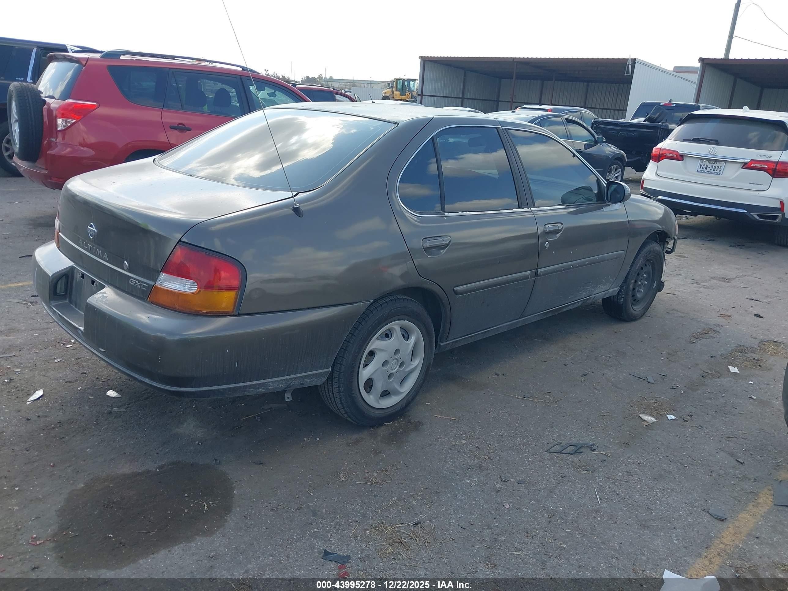 1999 Nissan Altima Gle/gxe/se/se-l/xe Gray vin: 1N4DL01D7XC163480