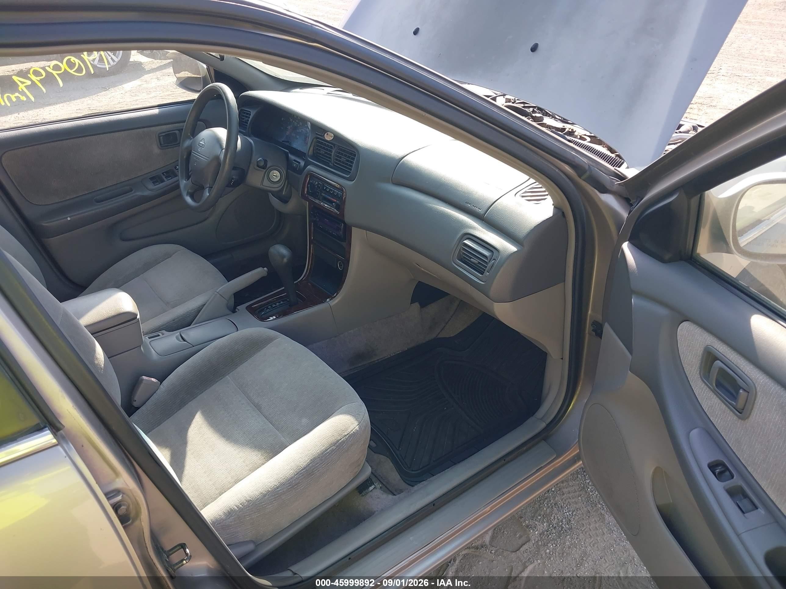 2000 Nissan Altima Gle/gxe/se/xe Серый vin: 1N4DL01D7YC230581