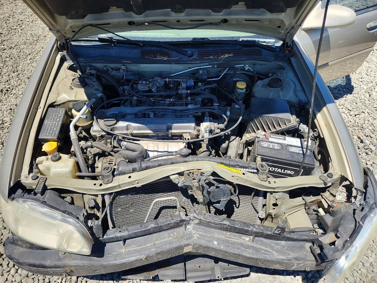 2001 Nissan Altima Xe Gold vin: 1N4DL01D81C121293