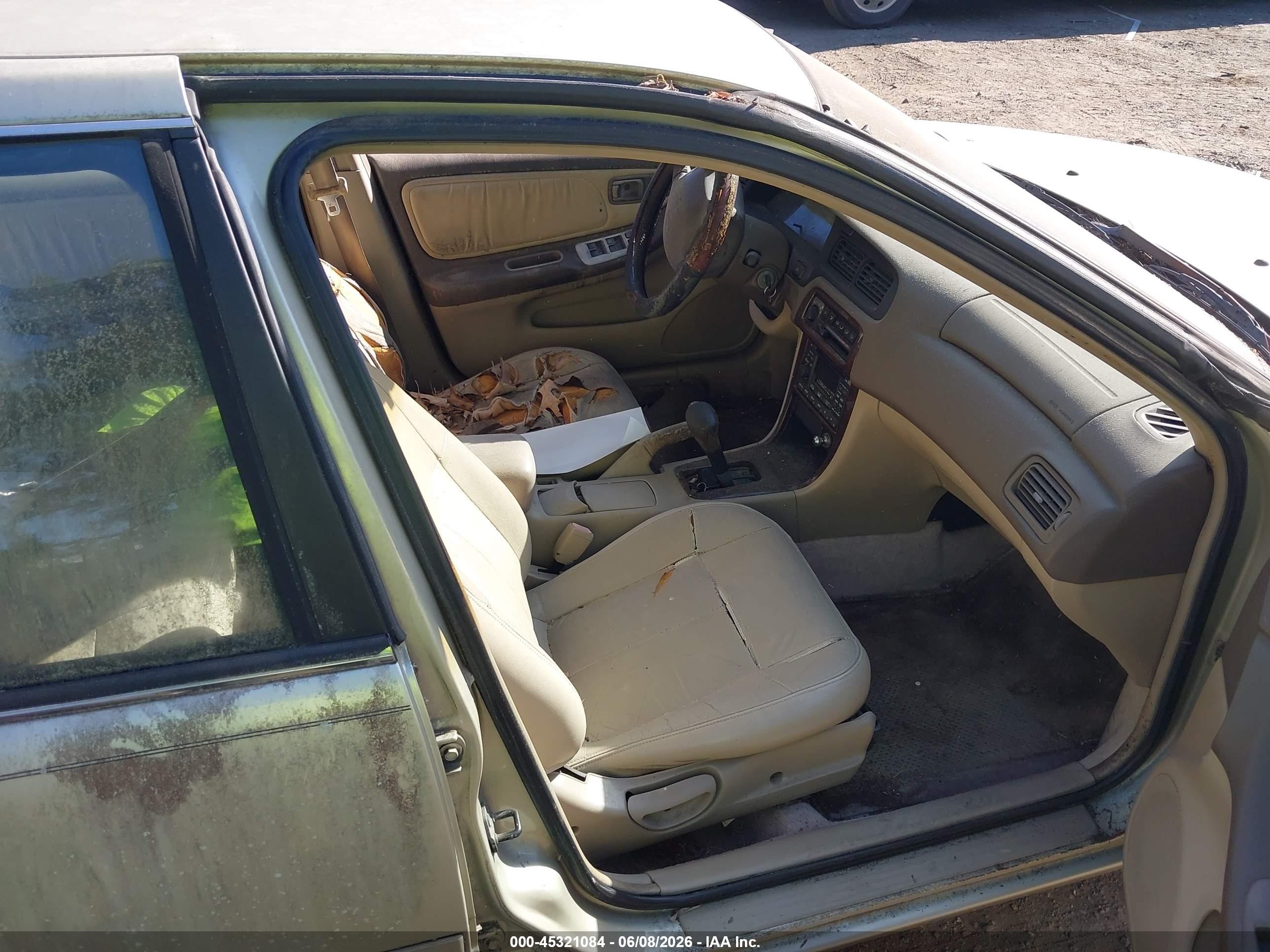 1998 Nissan Altima Gle/gxe/se/xe Champagne vin: 1N4DL01D8WC142376