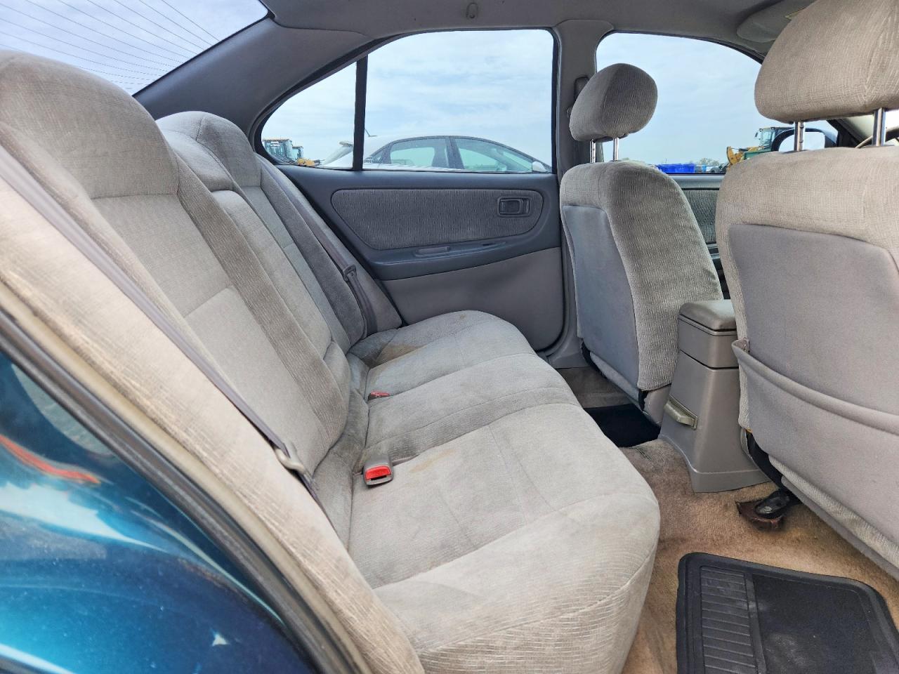 1998 Nissan Altima Xe Teal vin: 1N4DL01D8WC165124