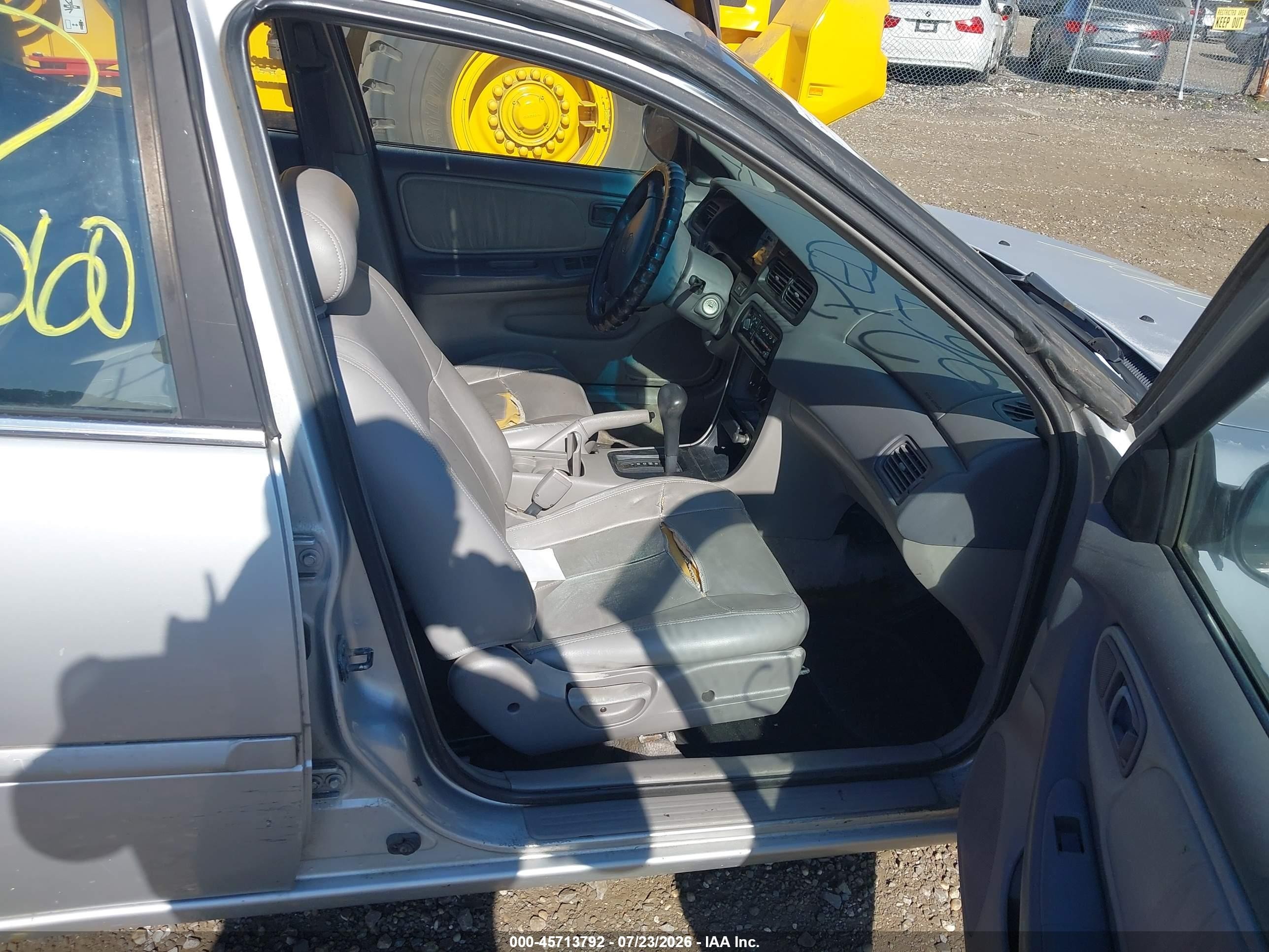 1998 Nissan Altima Gle/gxe/se/xe Silver vin: 1N4DL01D8WC240081