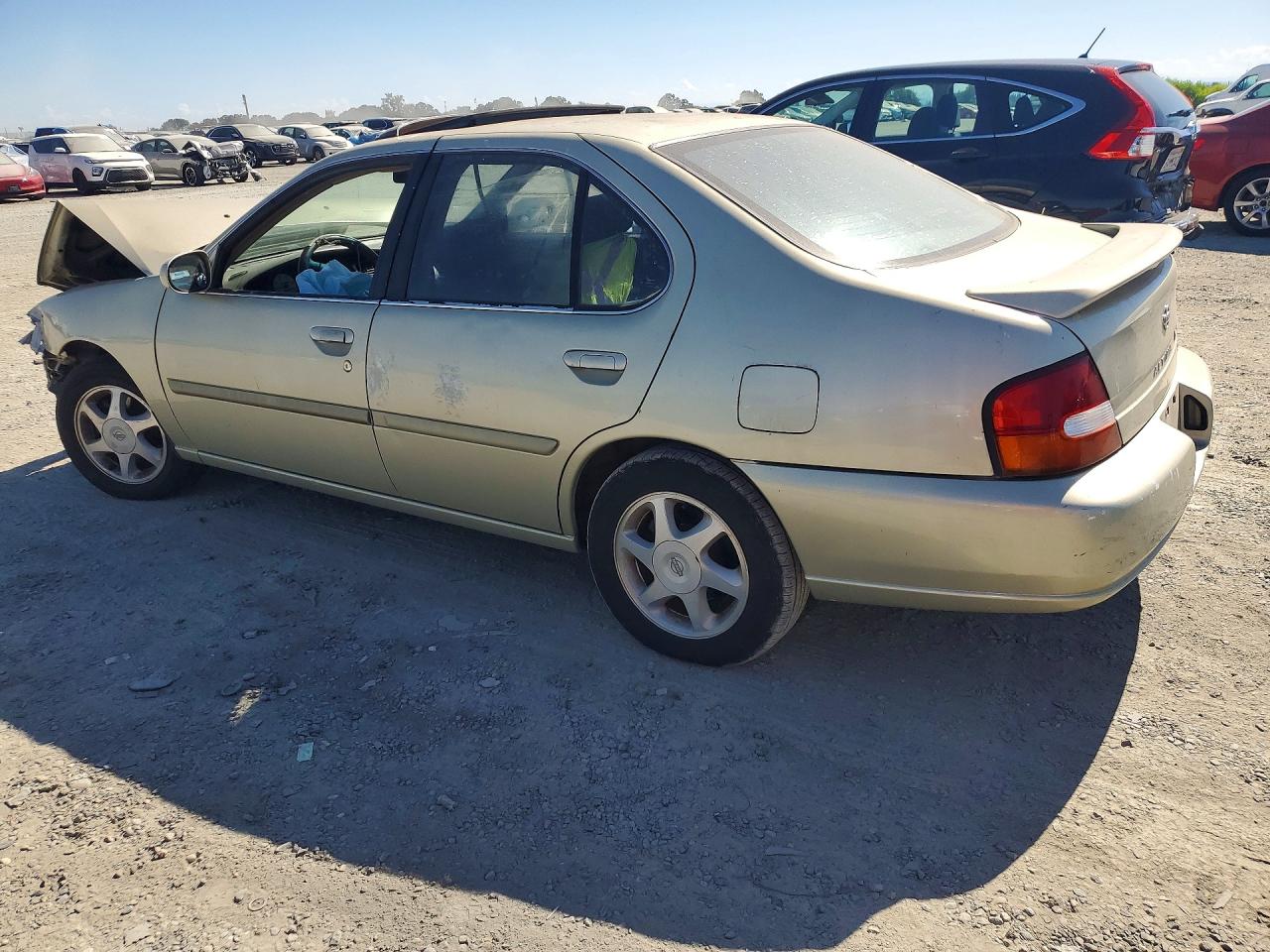 1999 Nissan Altima Xe Beige vin: 1N4DL01D8XC110237