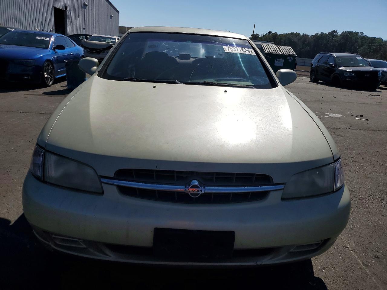 1999 Nissan Altima Xe Gold vin: 1N4DL01D8XC150480